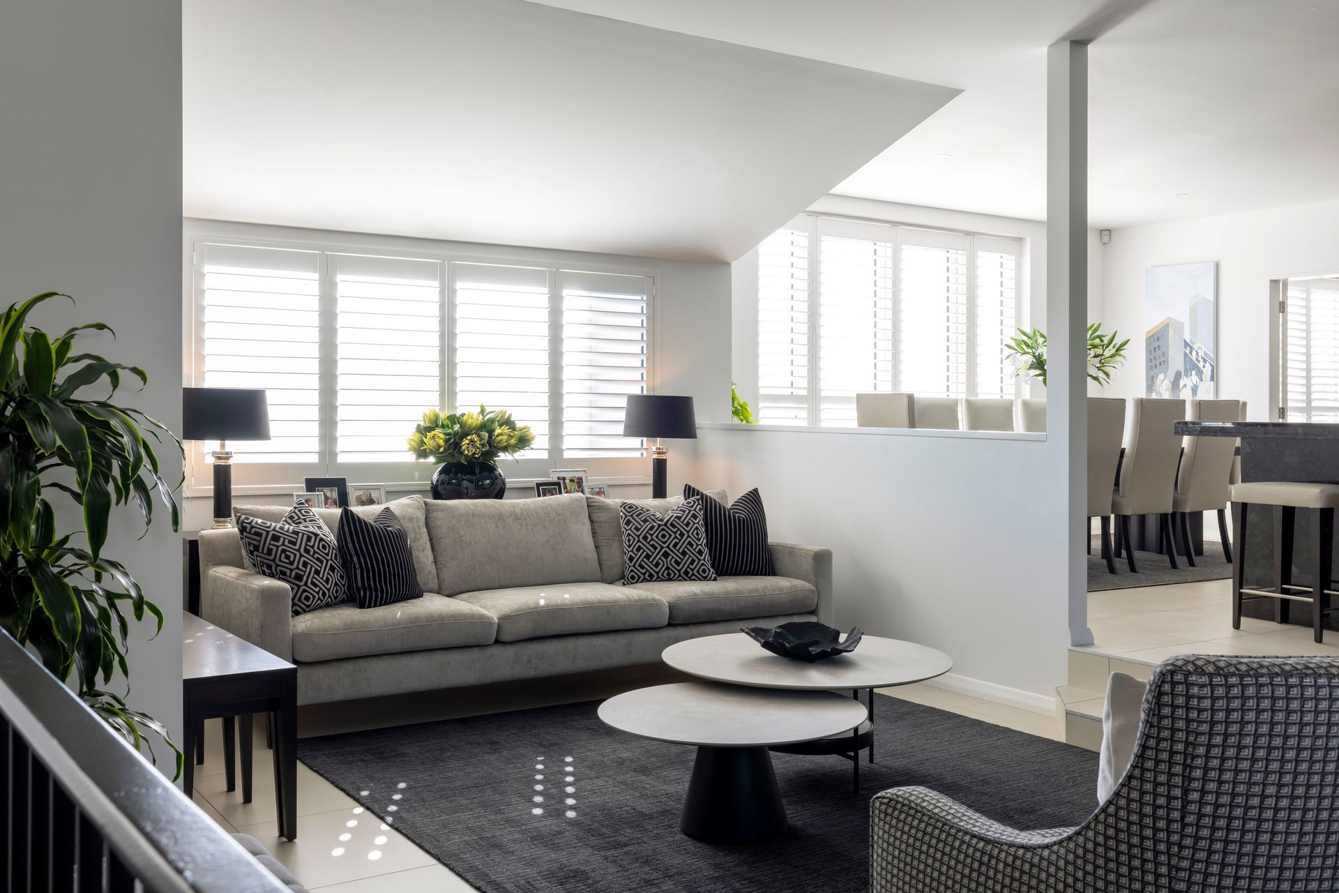 Exquisite Hilltop Residence - Wellington