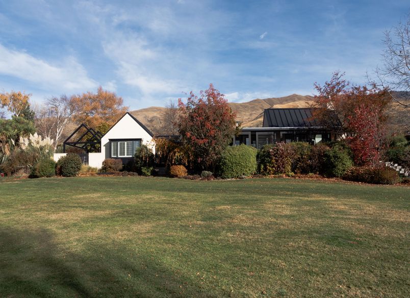 Lake Wanaka Stone House