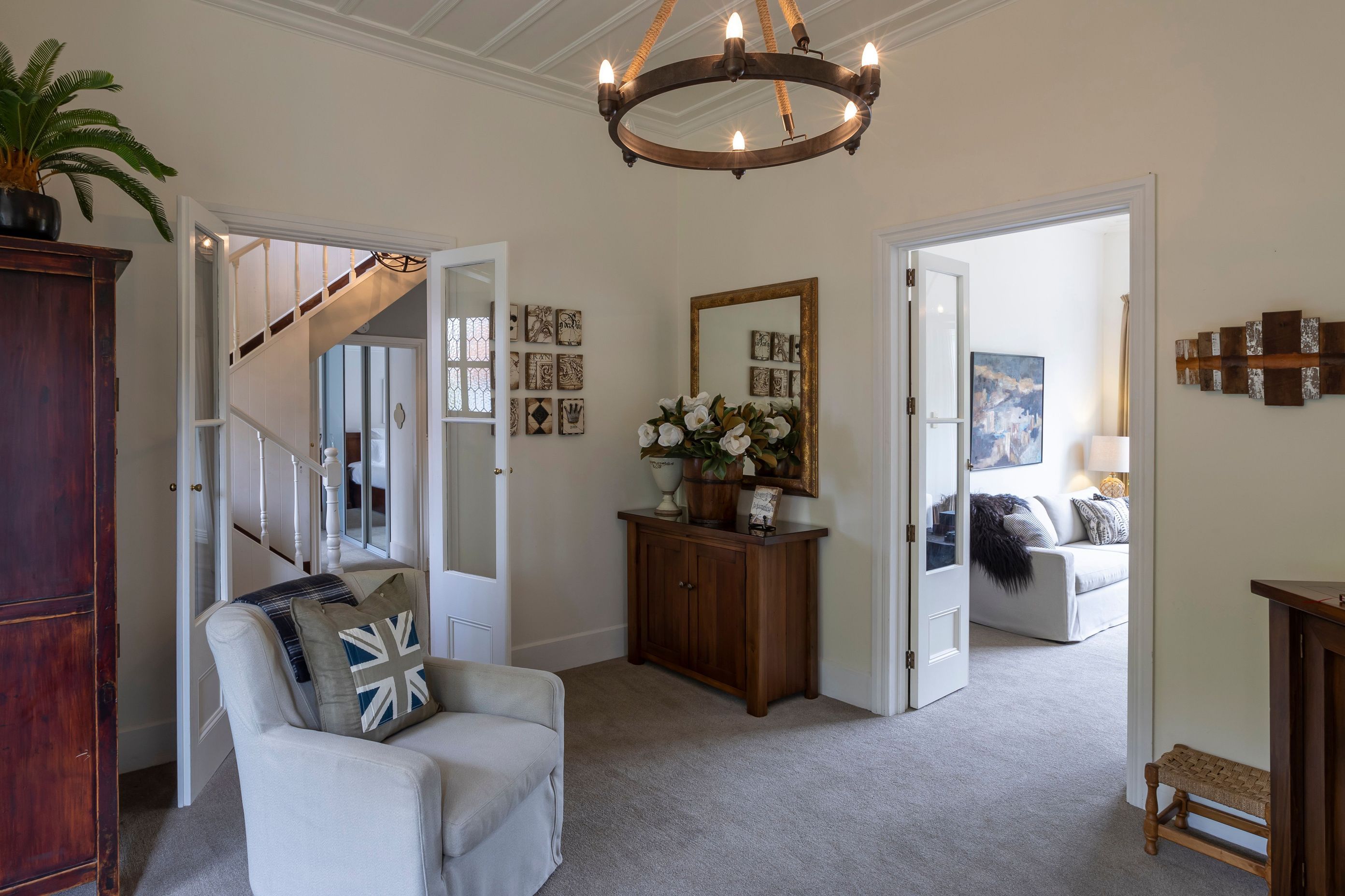 Plantation Style Villa - Auckland