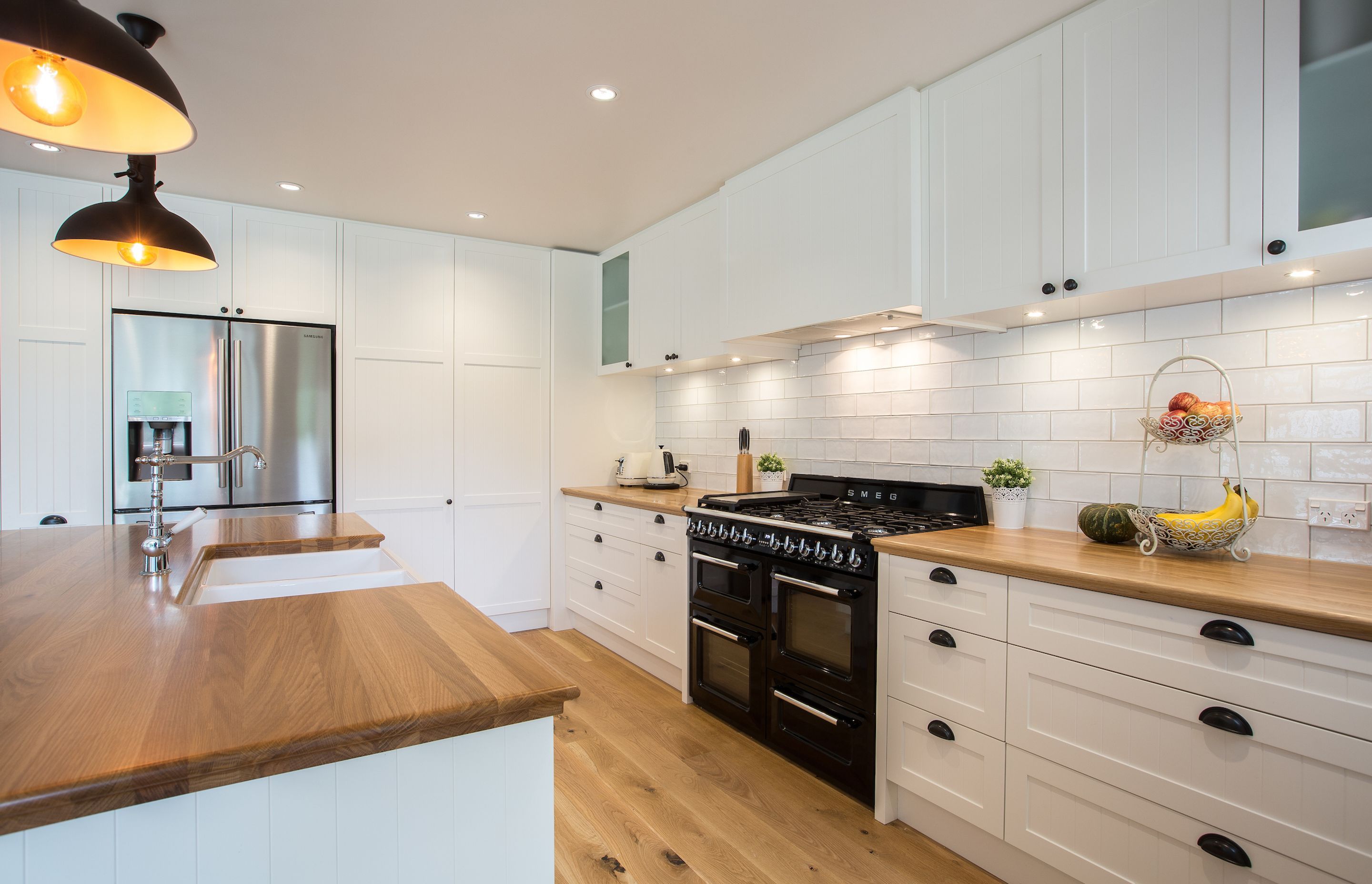 Traditional Kitchen Renovation by Kitchen Link | ArchiPro NZ