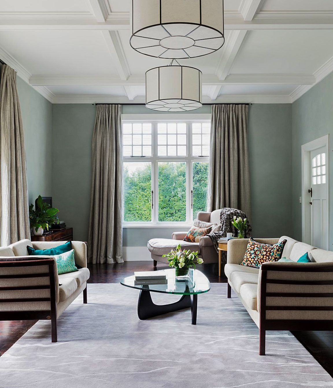 Thomsonlounge-Large.jpg