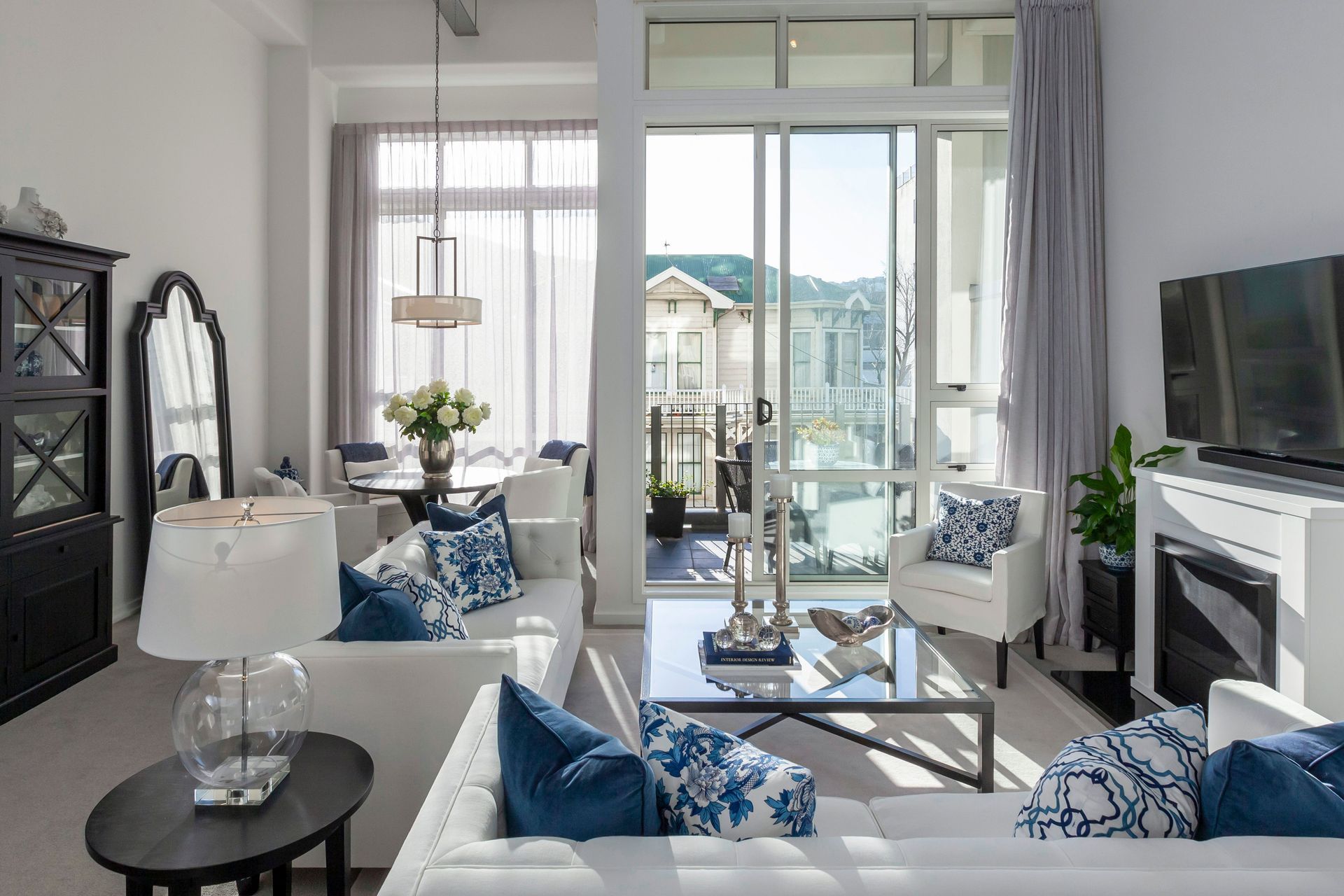 Timeless Elegance - Wellington inner-city apartment