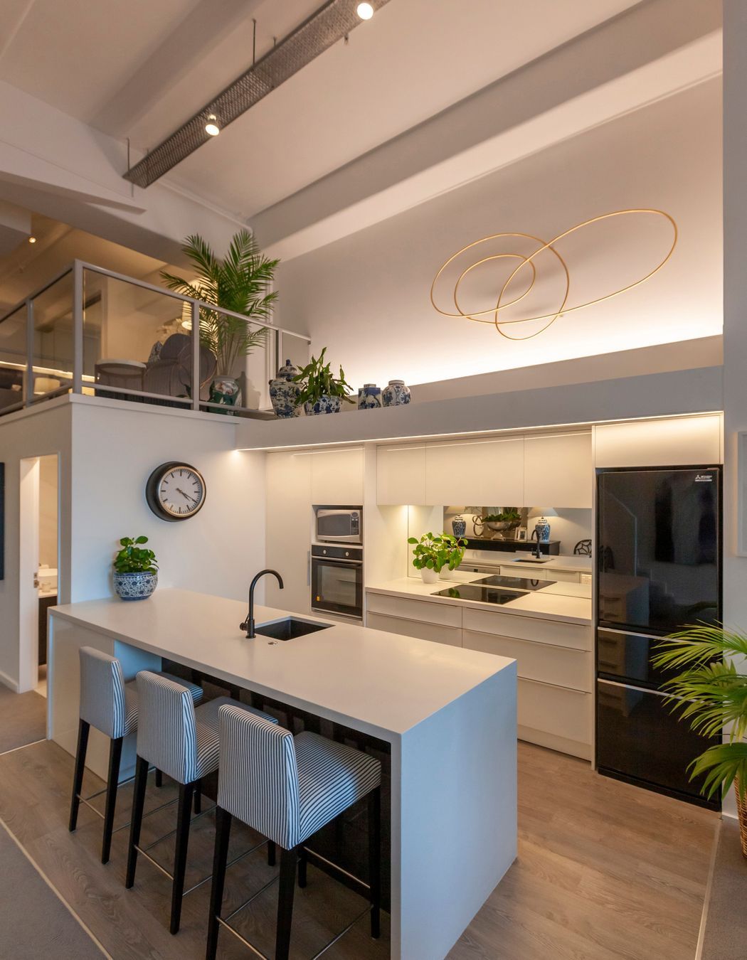 Timeless Elegance - Wellington inner-city apartment