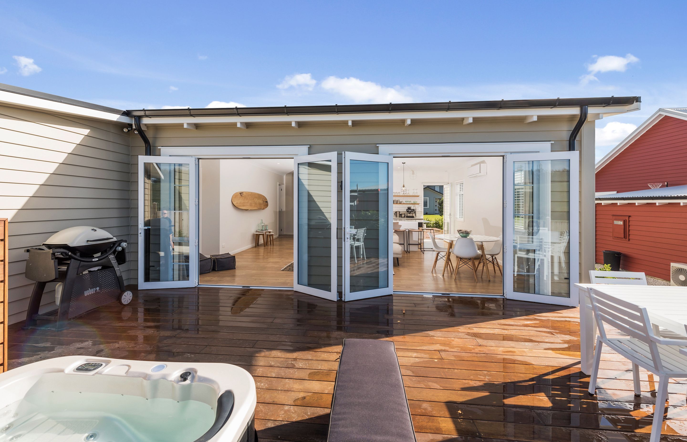 'The Bach' - Waihi Beach