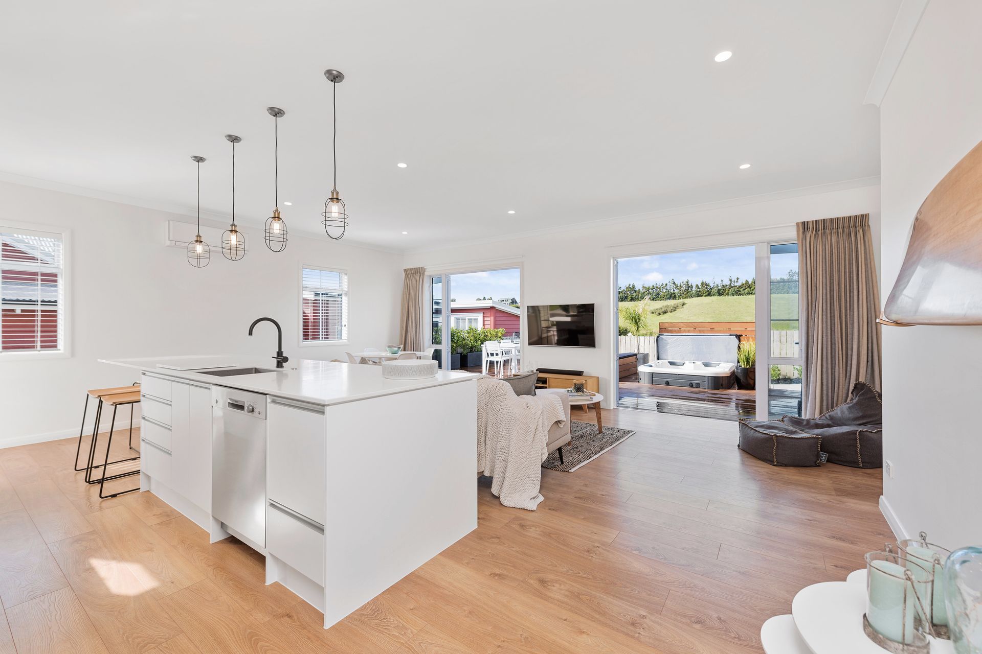 'The Bach' - Waihi Beach