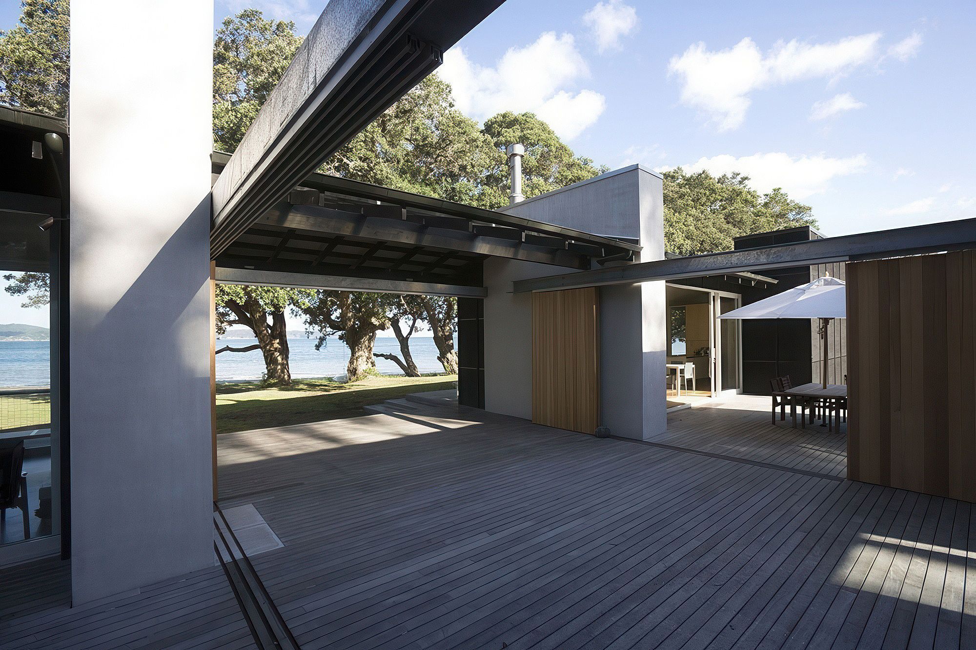 tawharanui-house-02-archipro.jpg