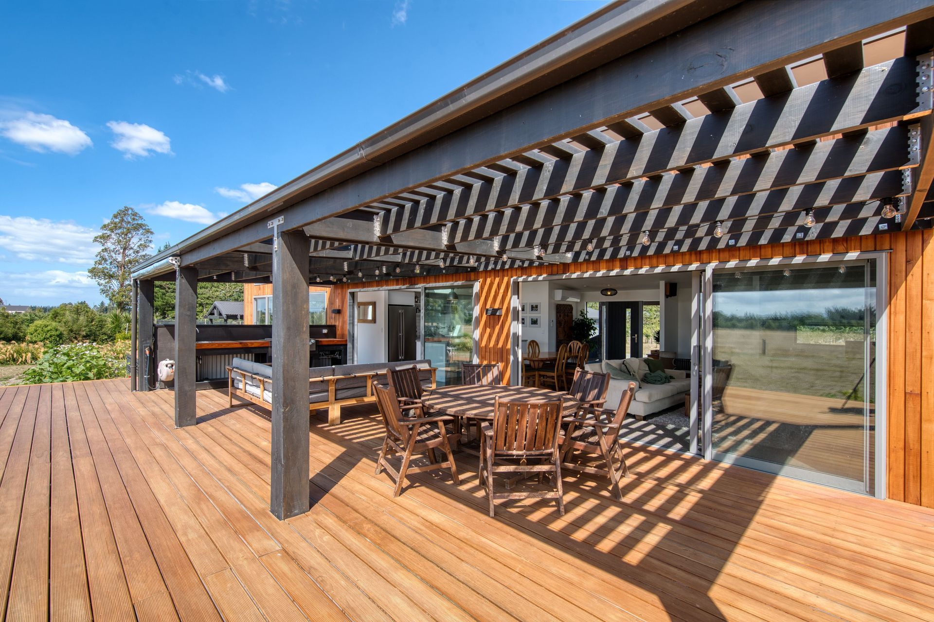 Swannanoa, Modern Country Home