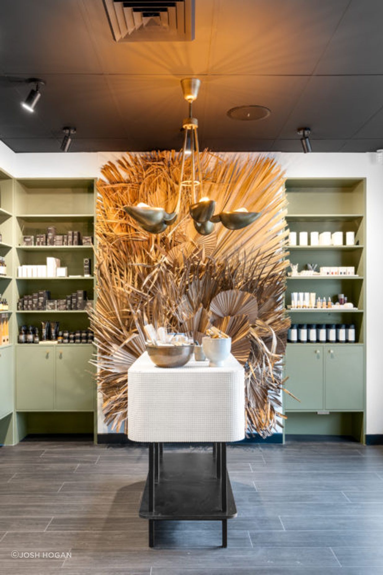 Crysalis Salon