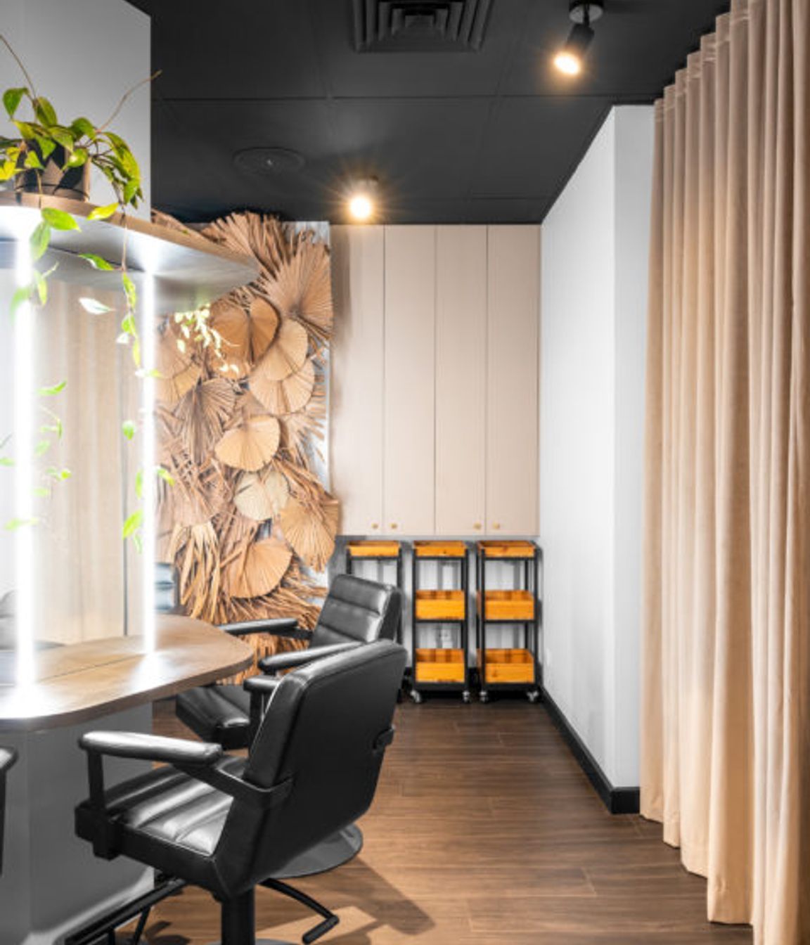 Crysalis Salon