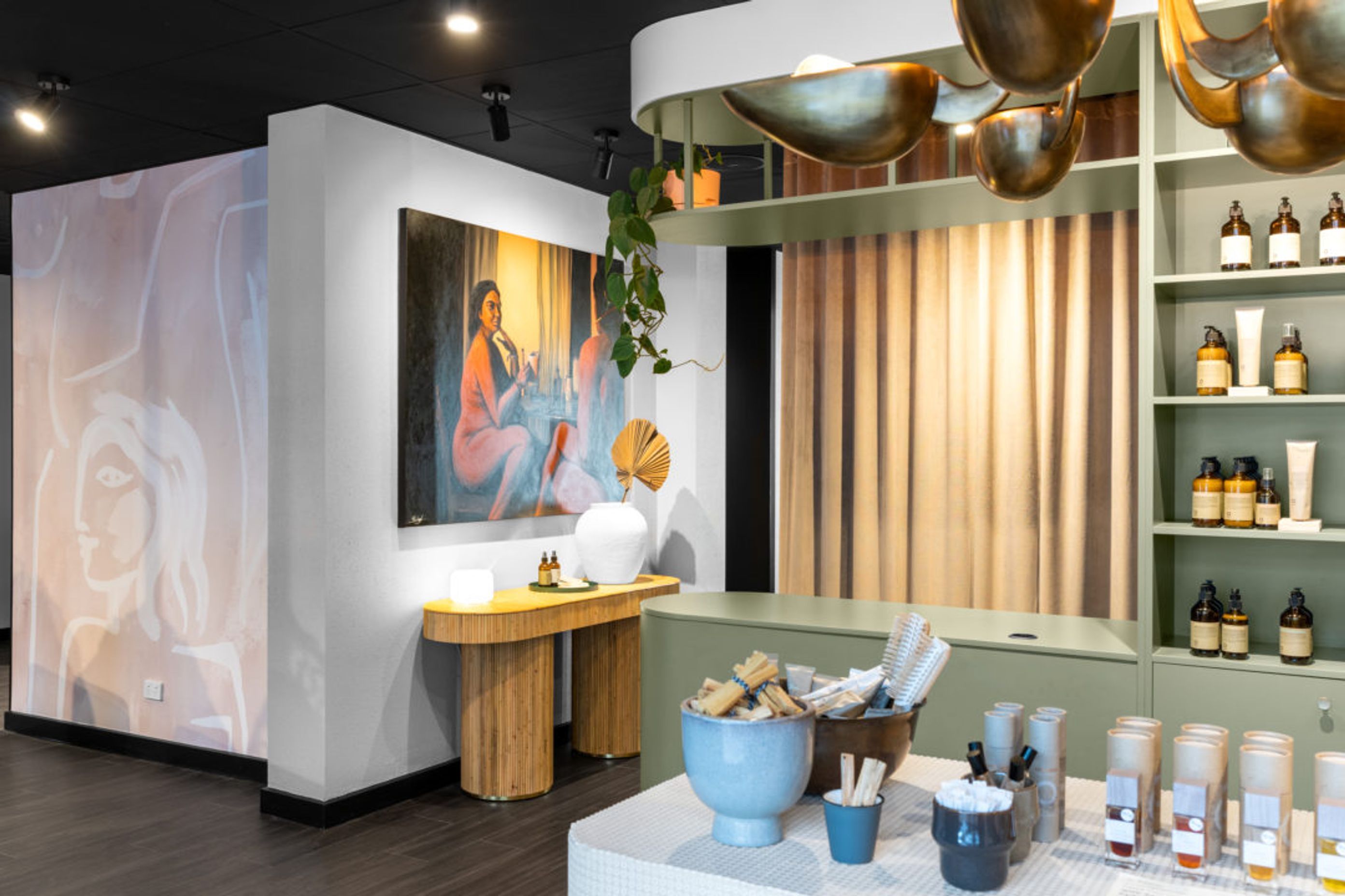 Crysalis Salon