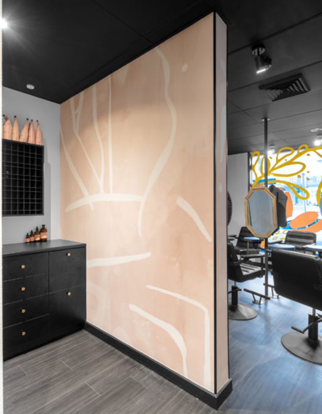 Crysalis Salon