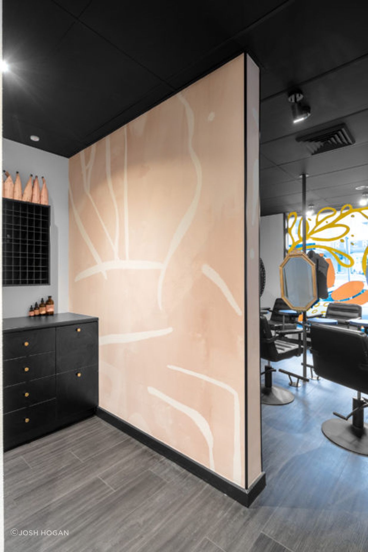 Crysalis Salon