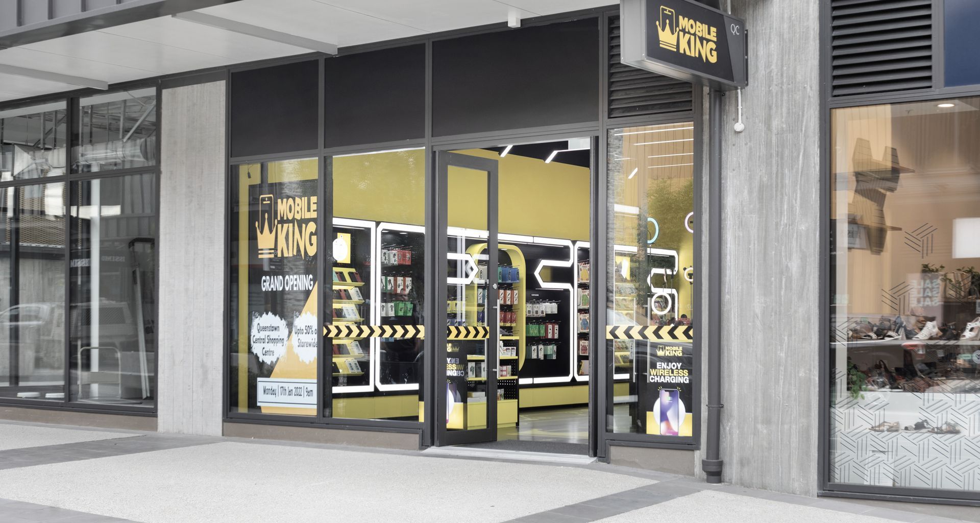 Mobile King, Queenstown banner