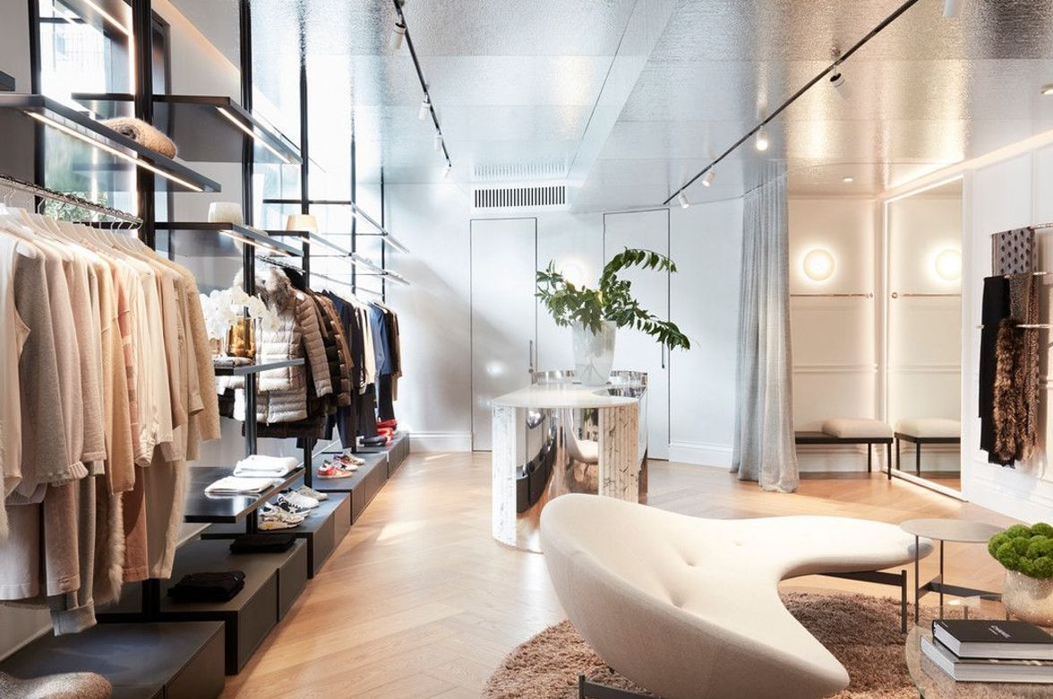Aquel Retail Store