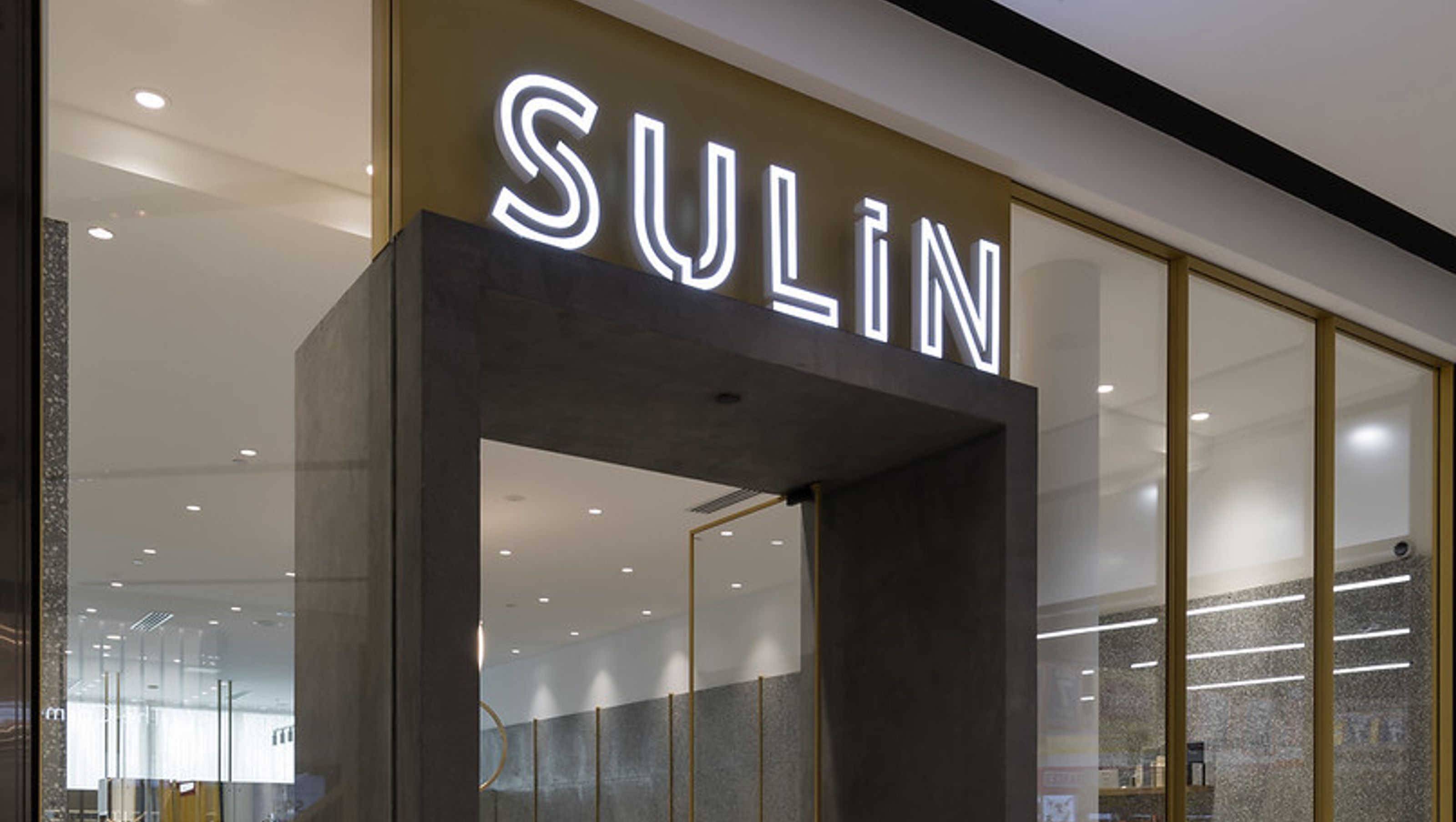 Sulin Hair Newmarket