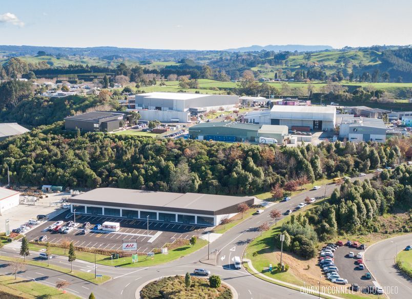 Whiore Ave Commercial