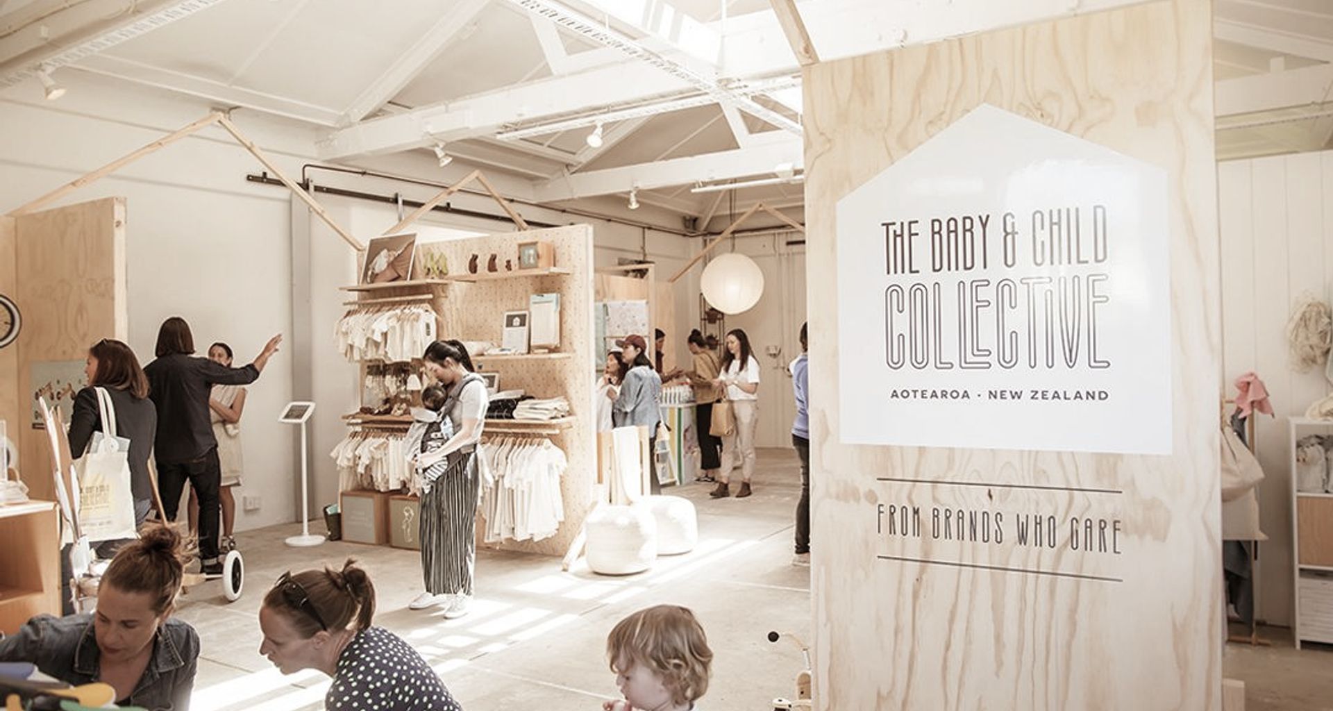 Collective Pop Up banner