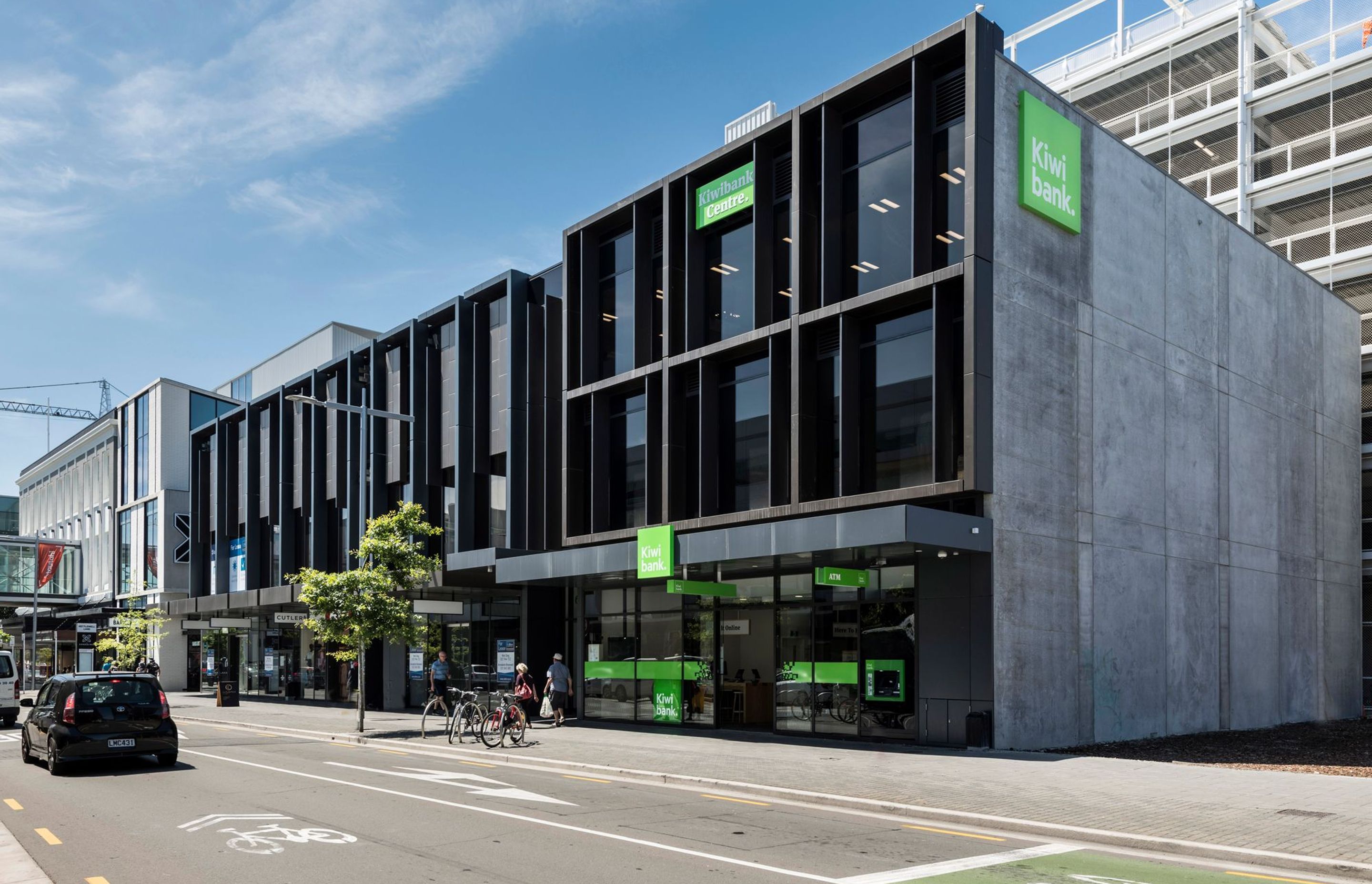 Colombo St Retail