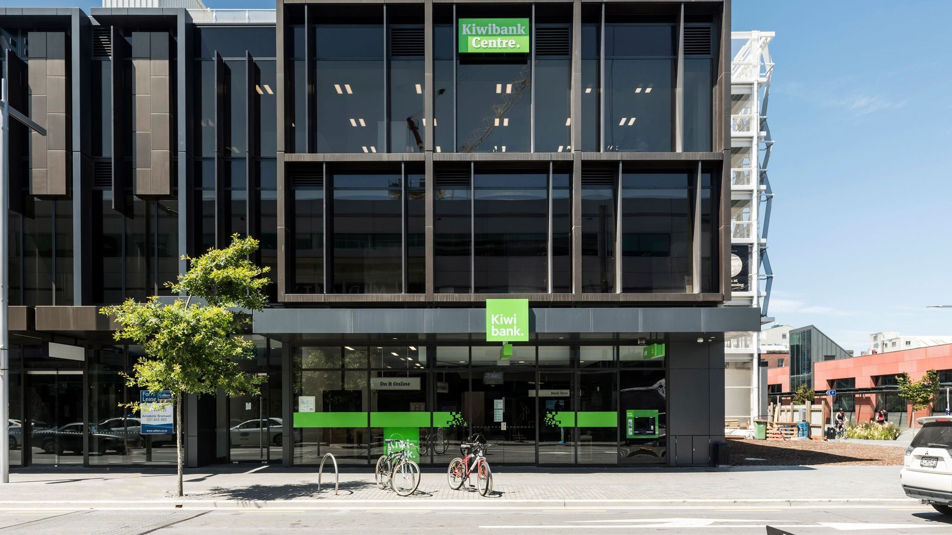 Colombo St Retail banner