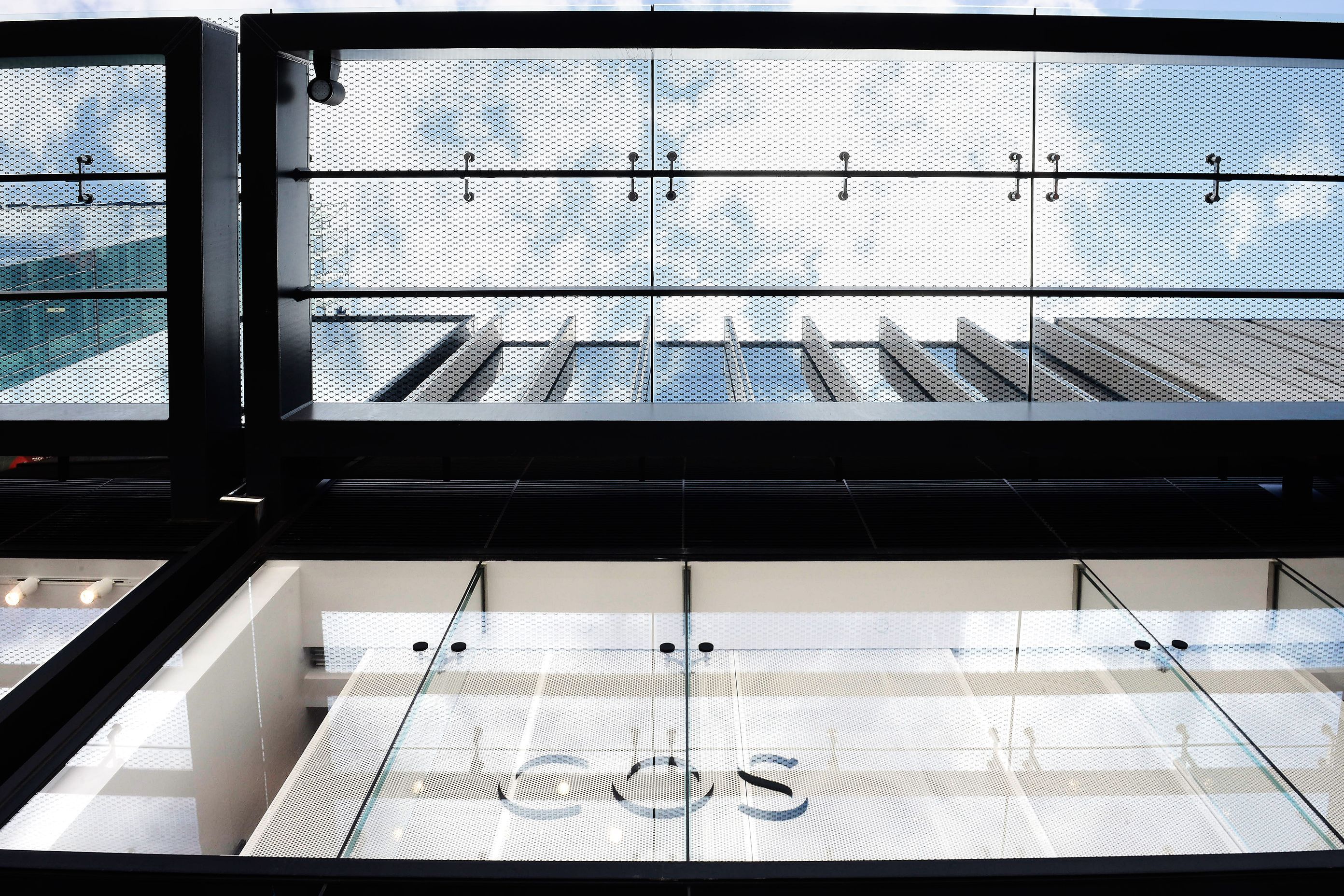 Commercial Bay | Podium
