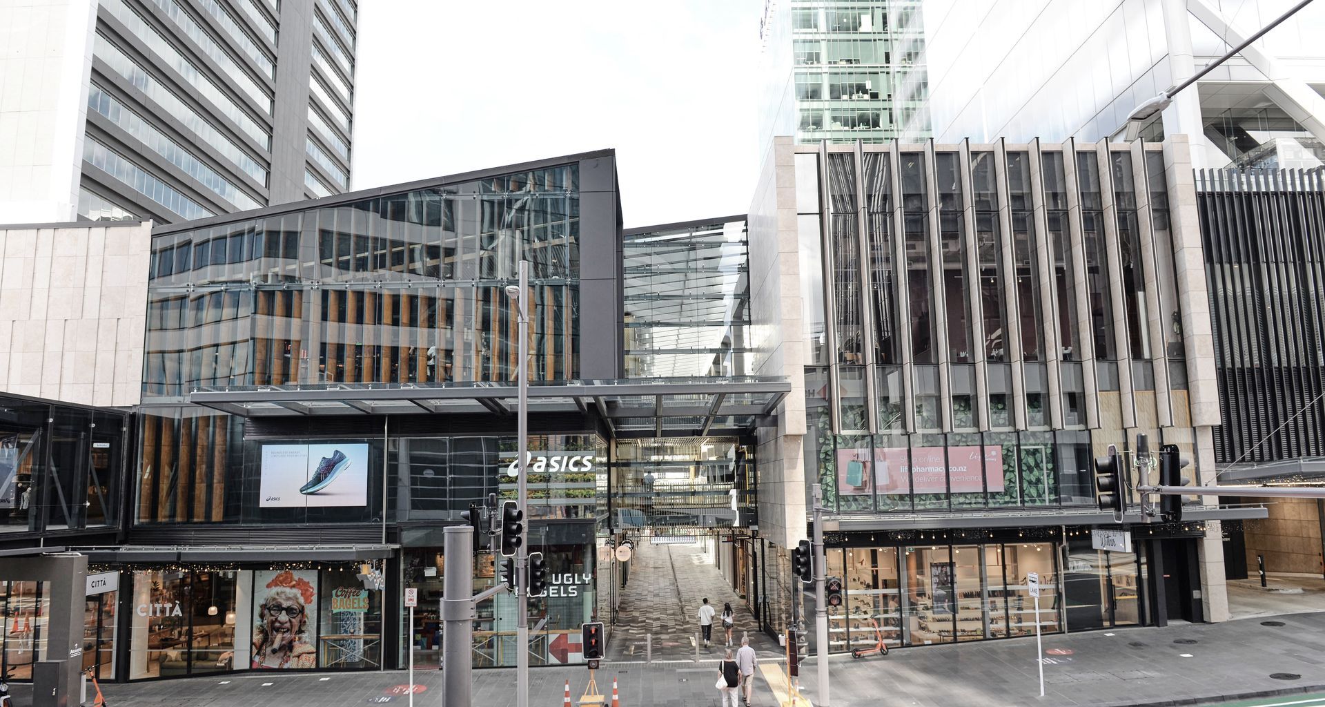 Commercial Bay | Podium banner