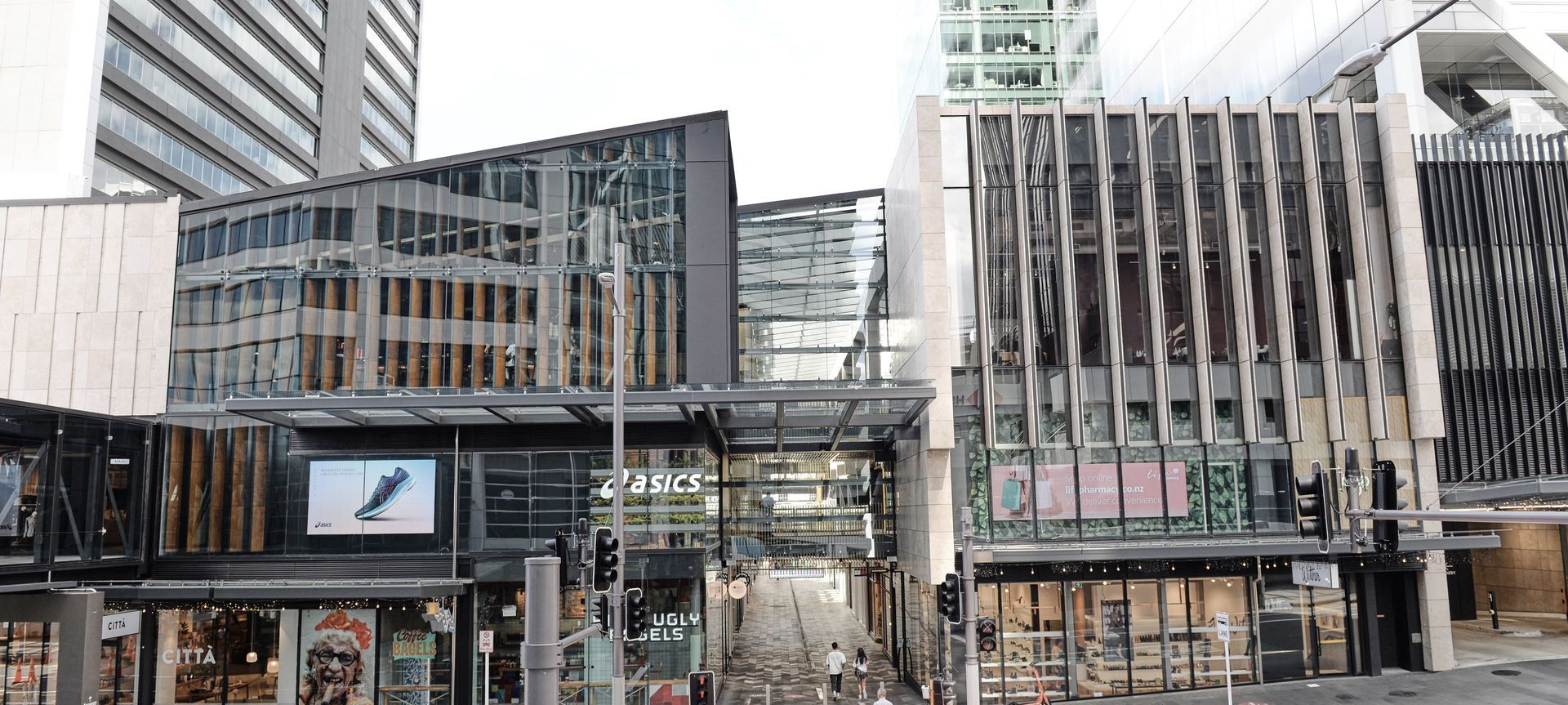 Commercial Bay | Podium banner