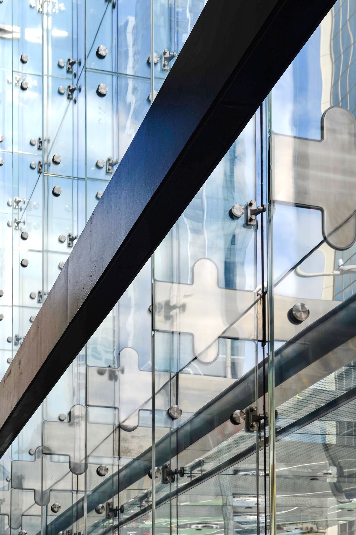 Commercial Bay - Street Lobby