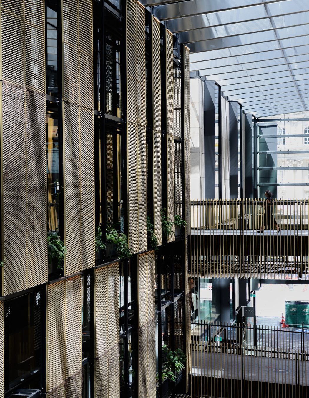 Commercial Bay | Podium