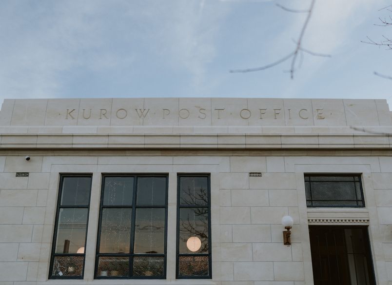 Valli Wine Bar (Old Kurow Post Office Building)