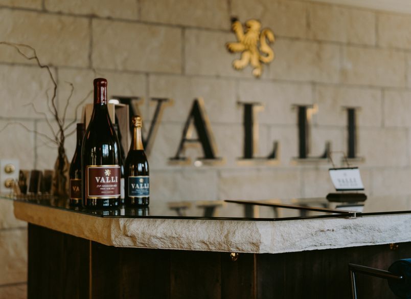 Valli Wine Bar (Old Kurow Post Office Building)