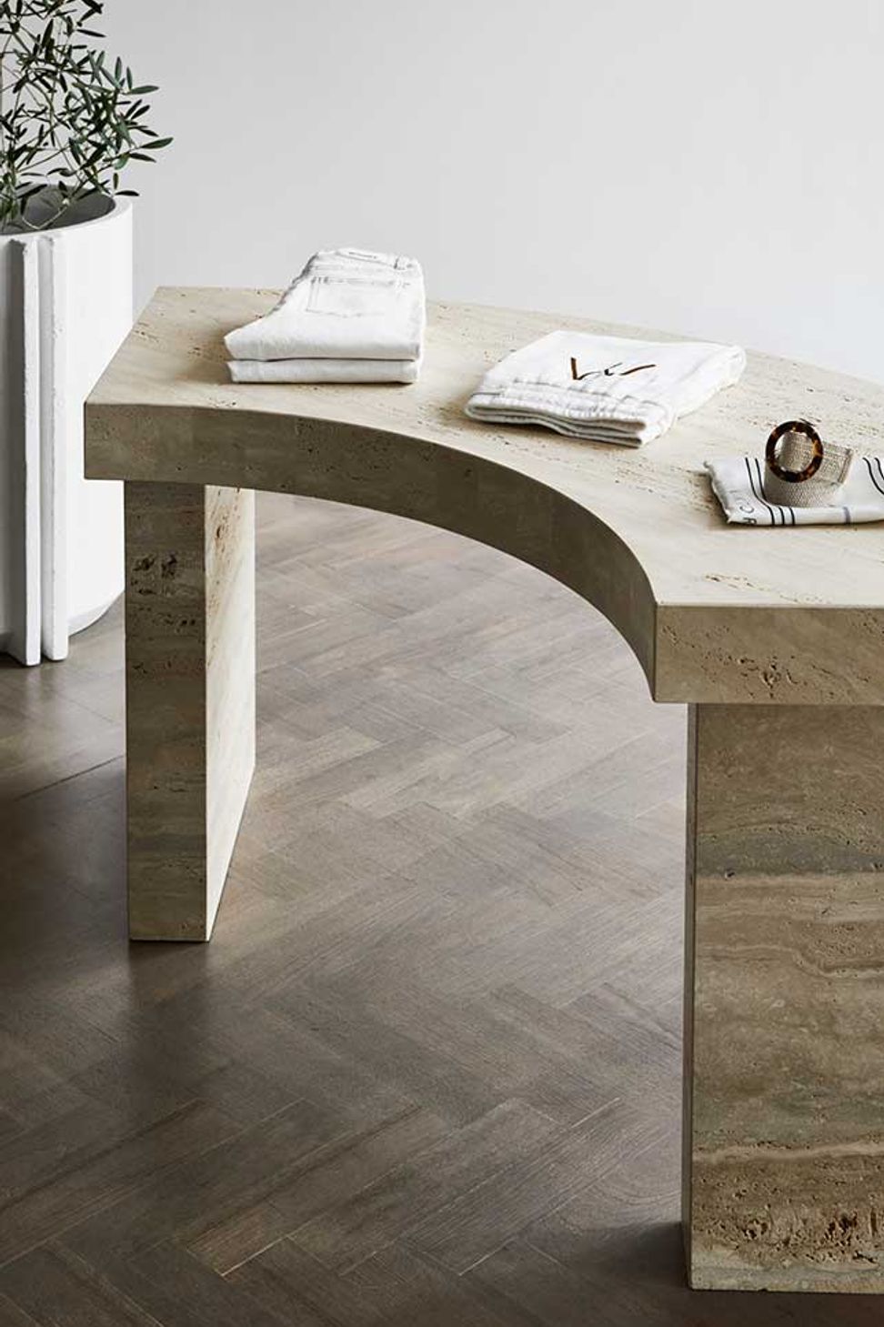 Viktoria &amp; Woods Mosman