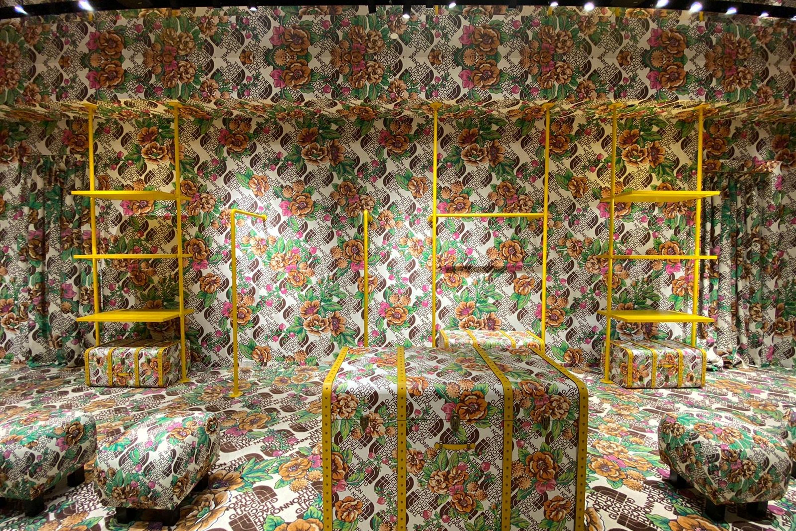Gucci - Northface Pop Up