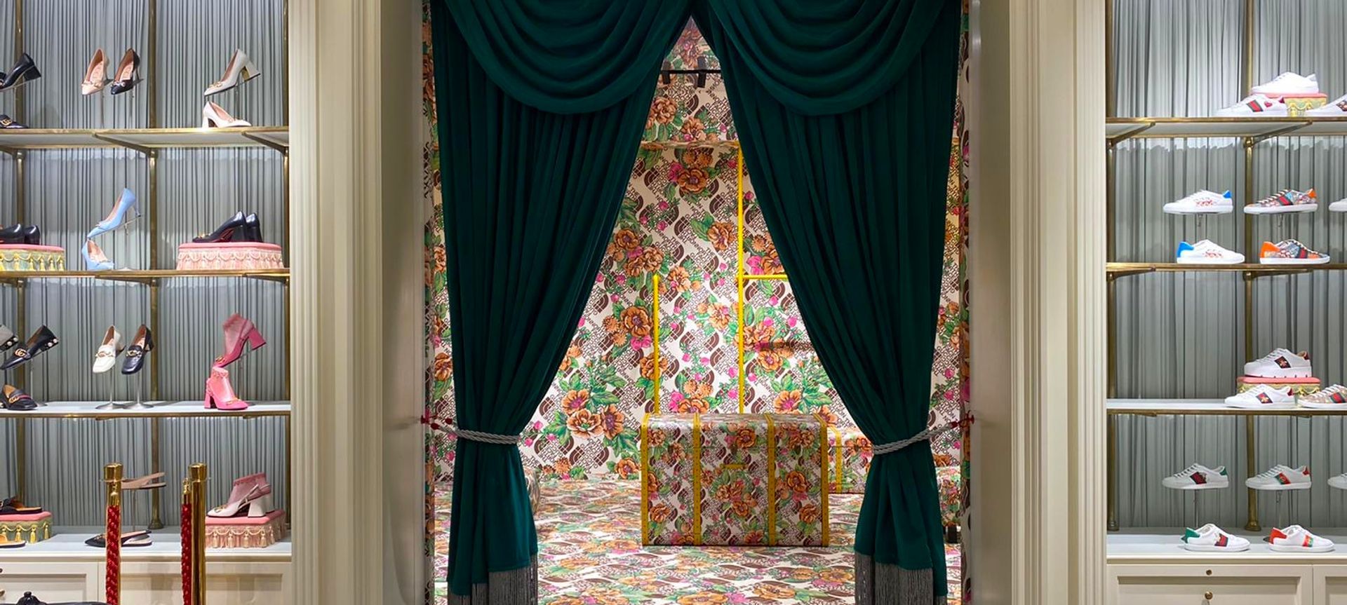 Gucci - Northface Pop Up banner