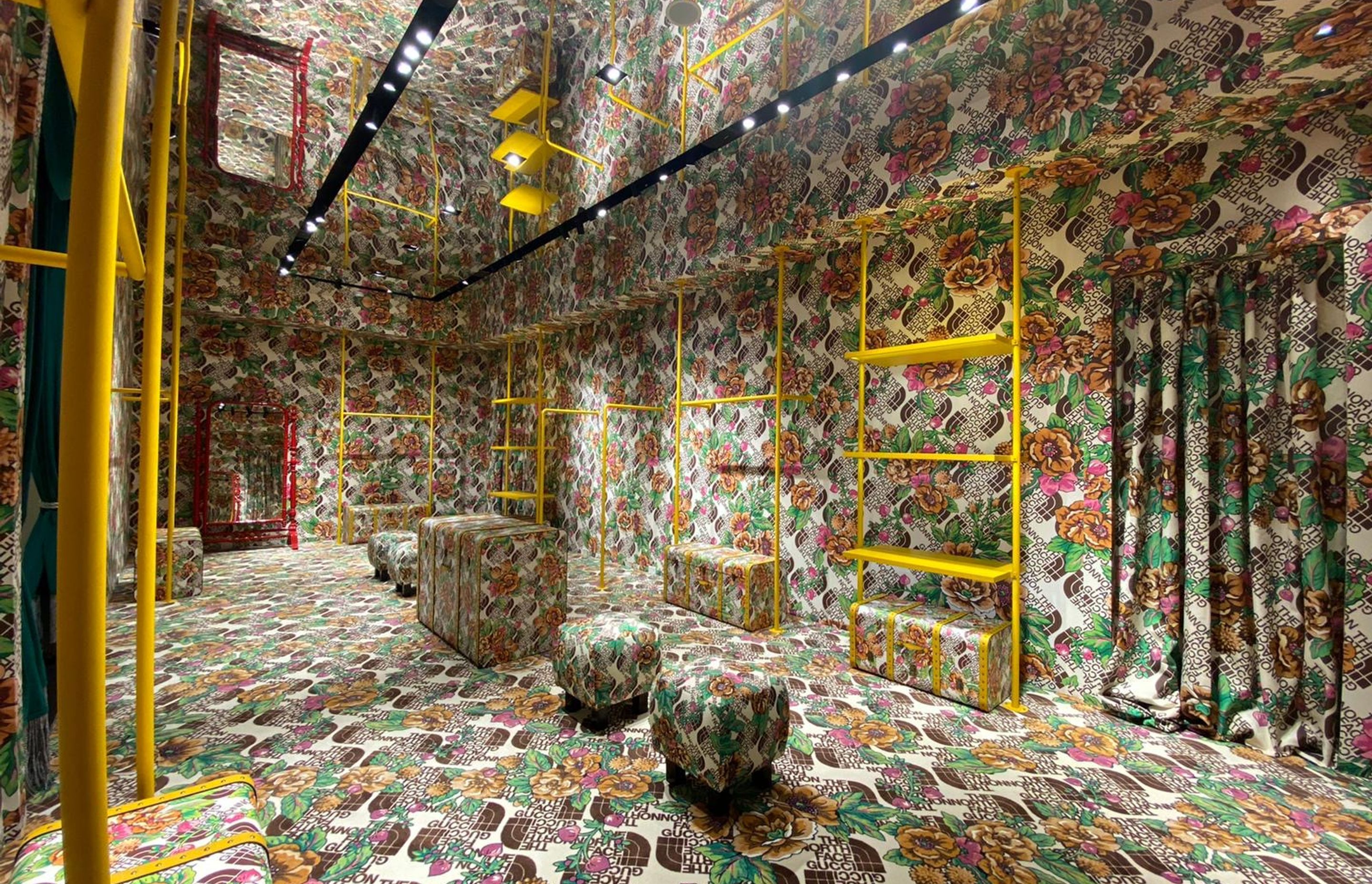 Gucci - Northface Pop Up