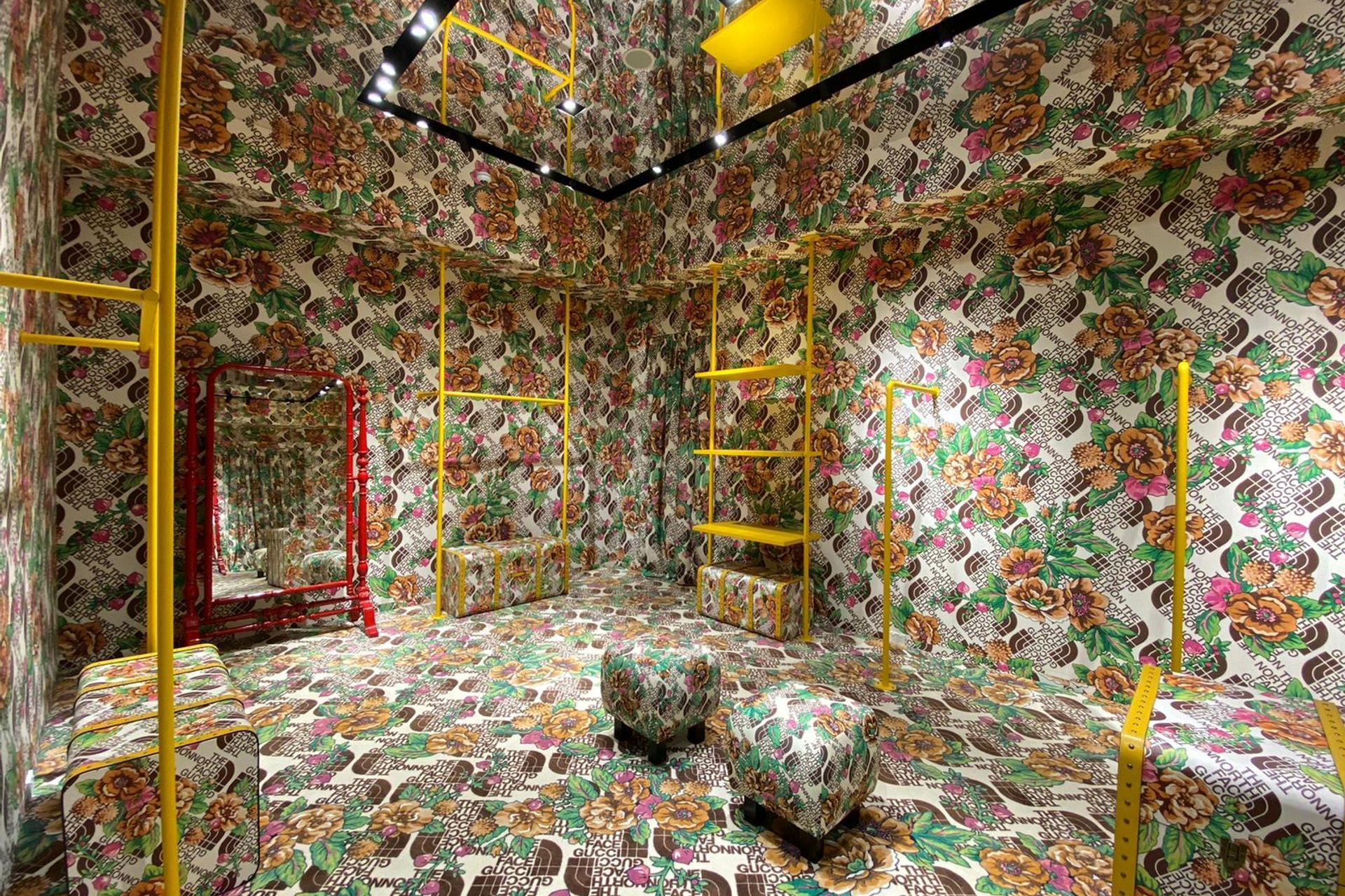 Gucci - Northface Pop Up