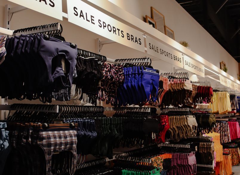 Lorna Jane | Manawa Bay