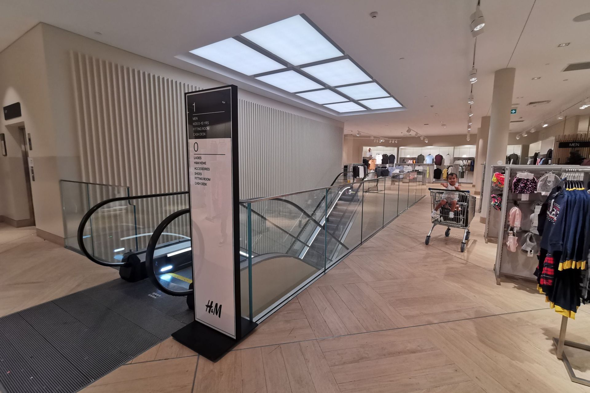 H&amp;M Westfield New Market
