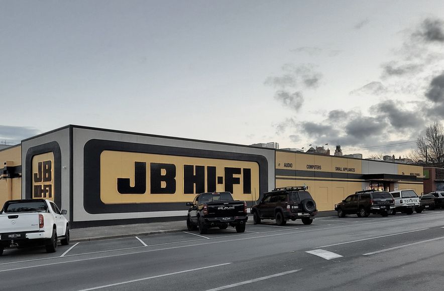 JB HiFi