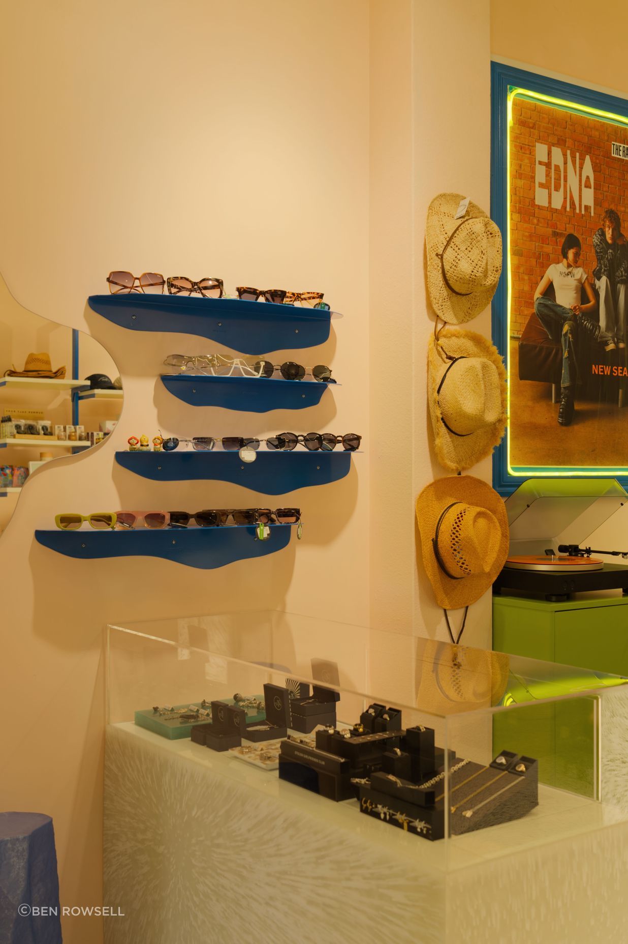 EDNA Store Displays