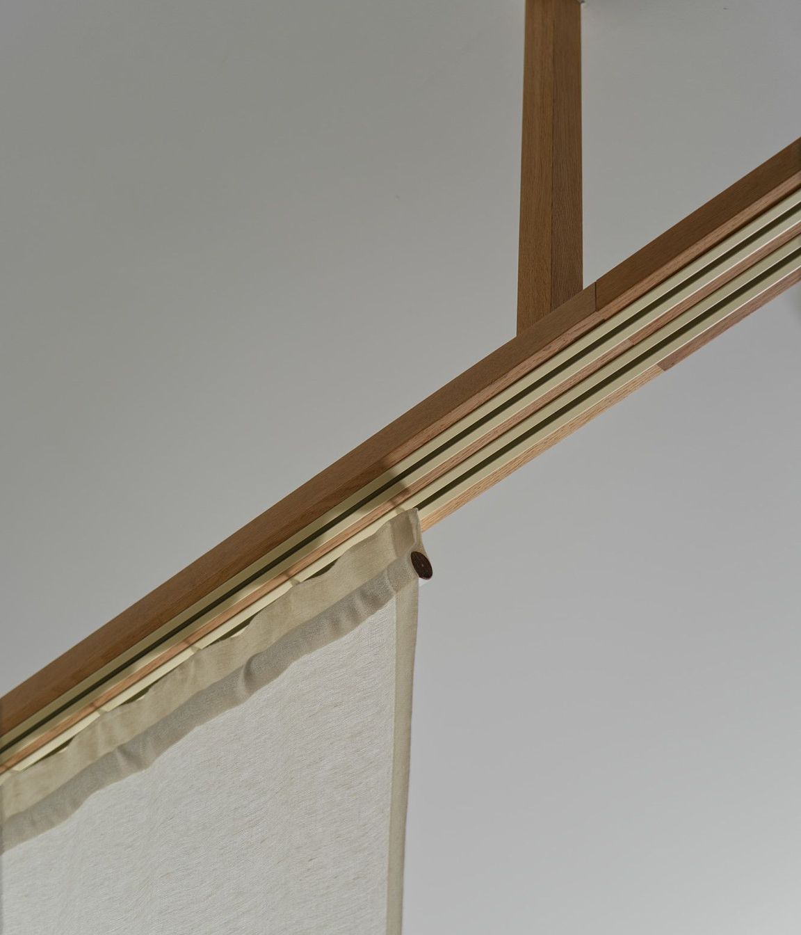 Kanat-StudioAcornCurtain-Detail-v2.jpg