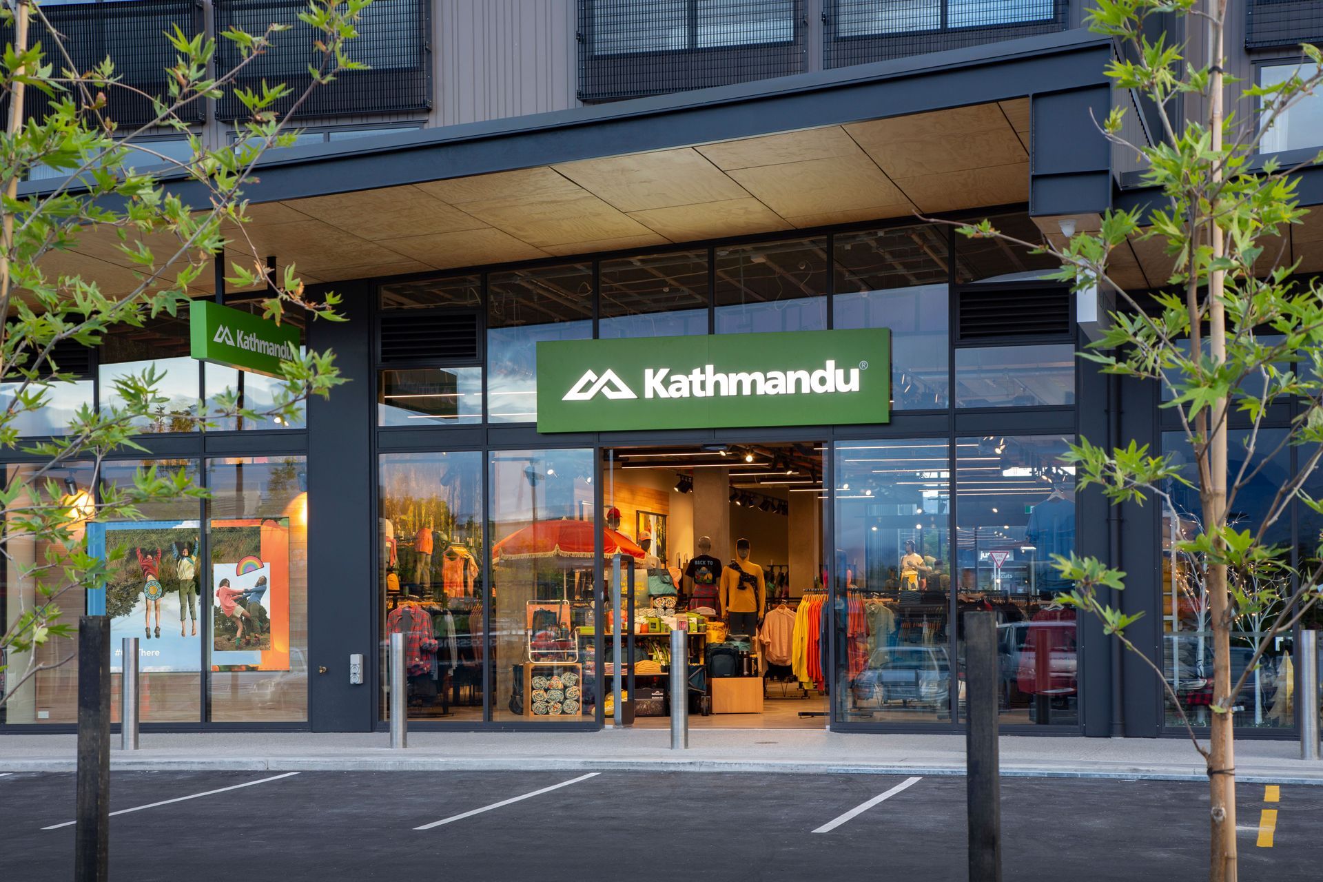 Kathmandu Five Mile | Queenstown