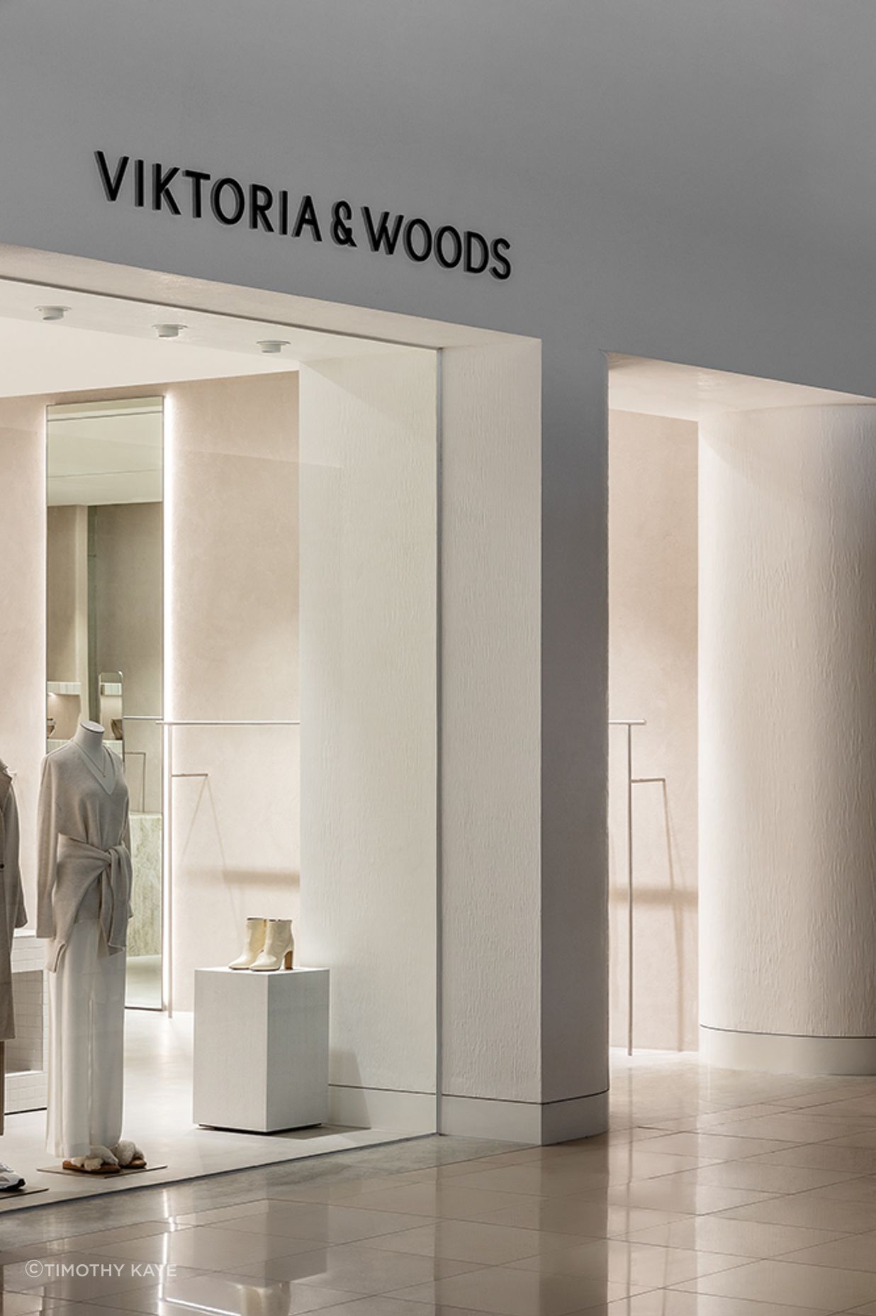 Viktoria & Woods Chadstone