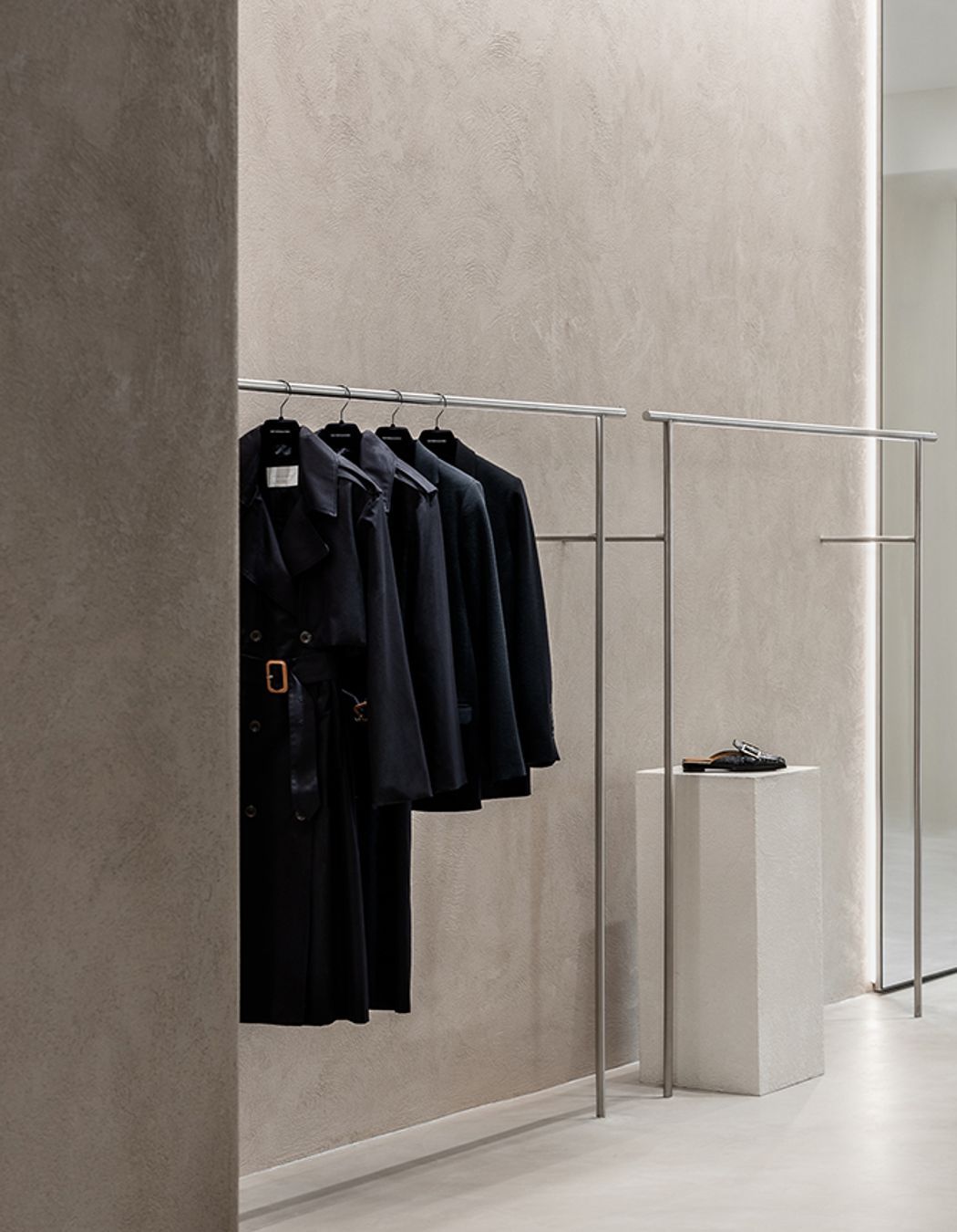 Viktoria & Woods Chadstone
