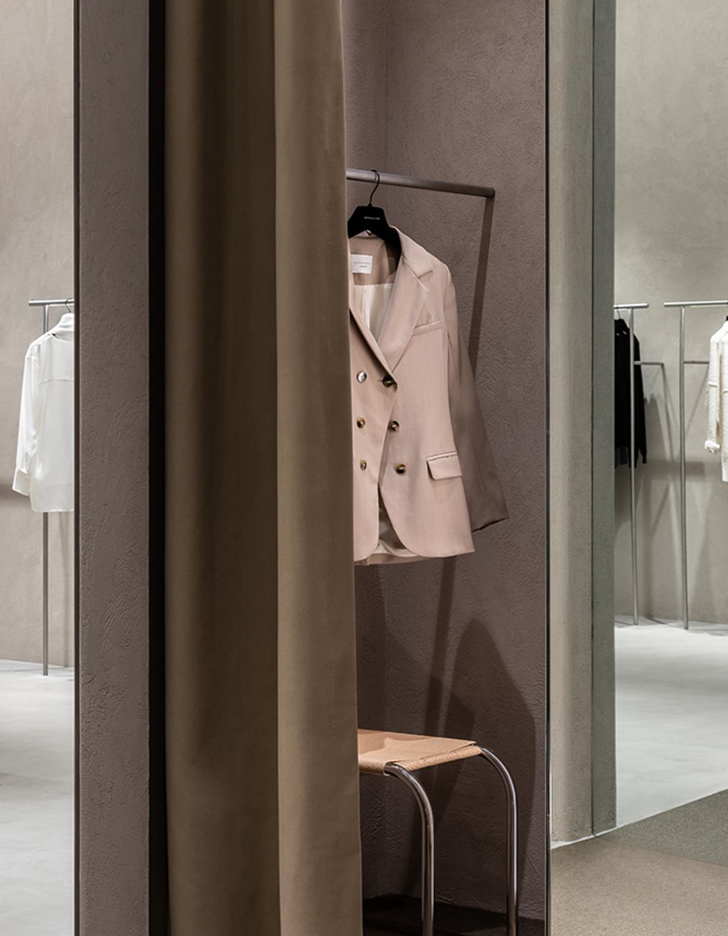 Viktoria & Woods Chadstone