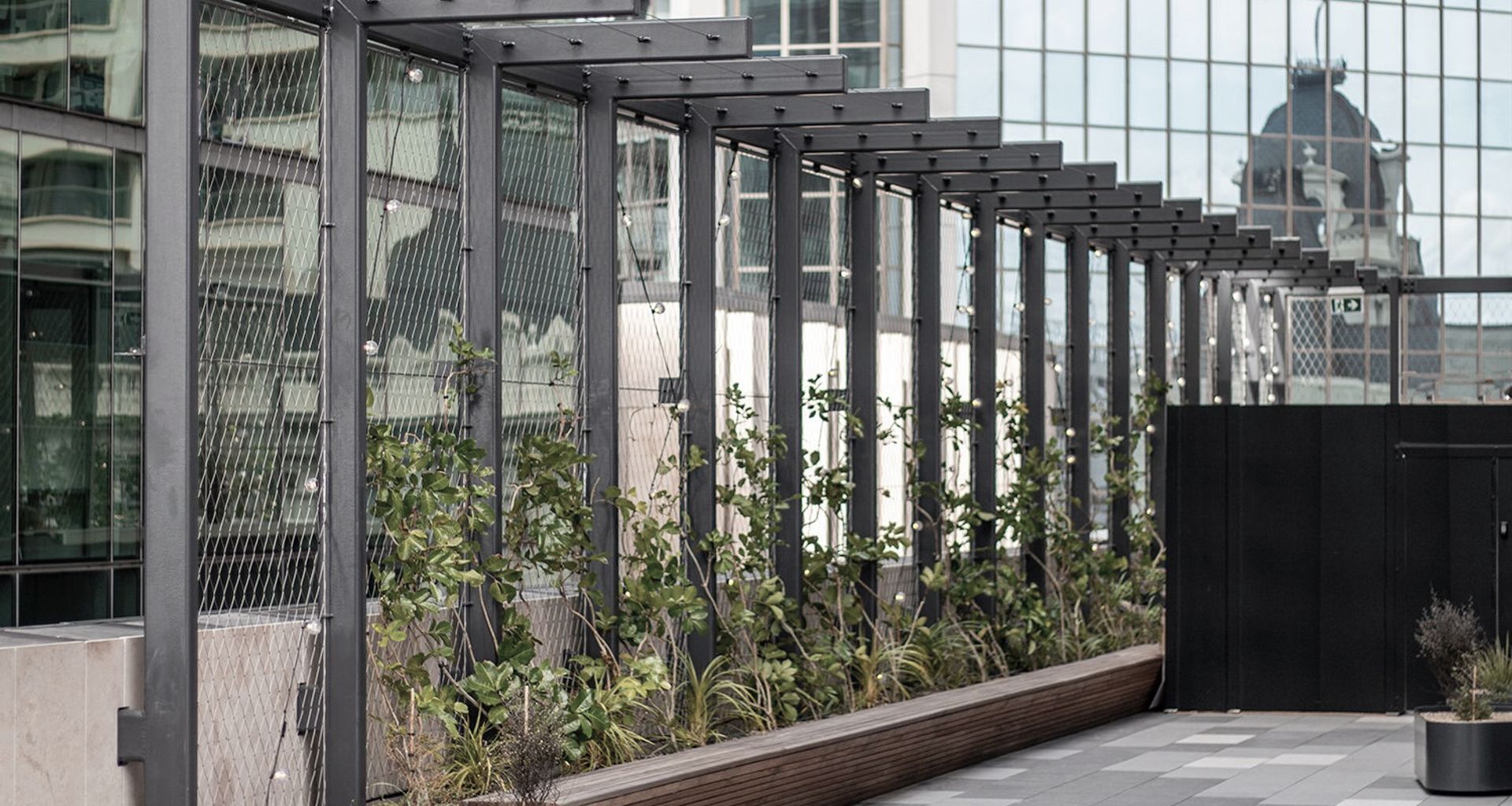 PWC Skydeck - tensile mesh foliage screen banner
