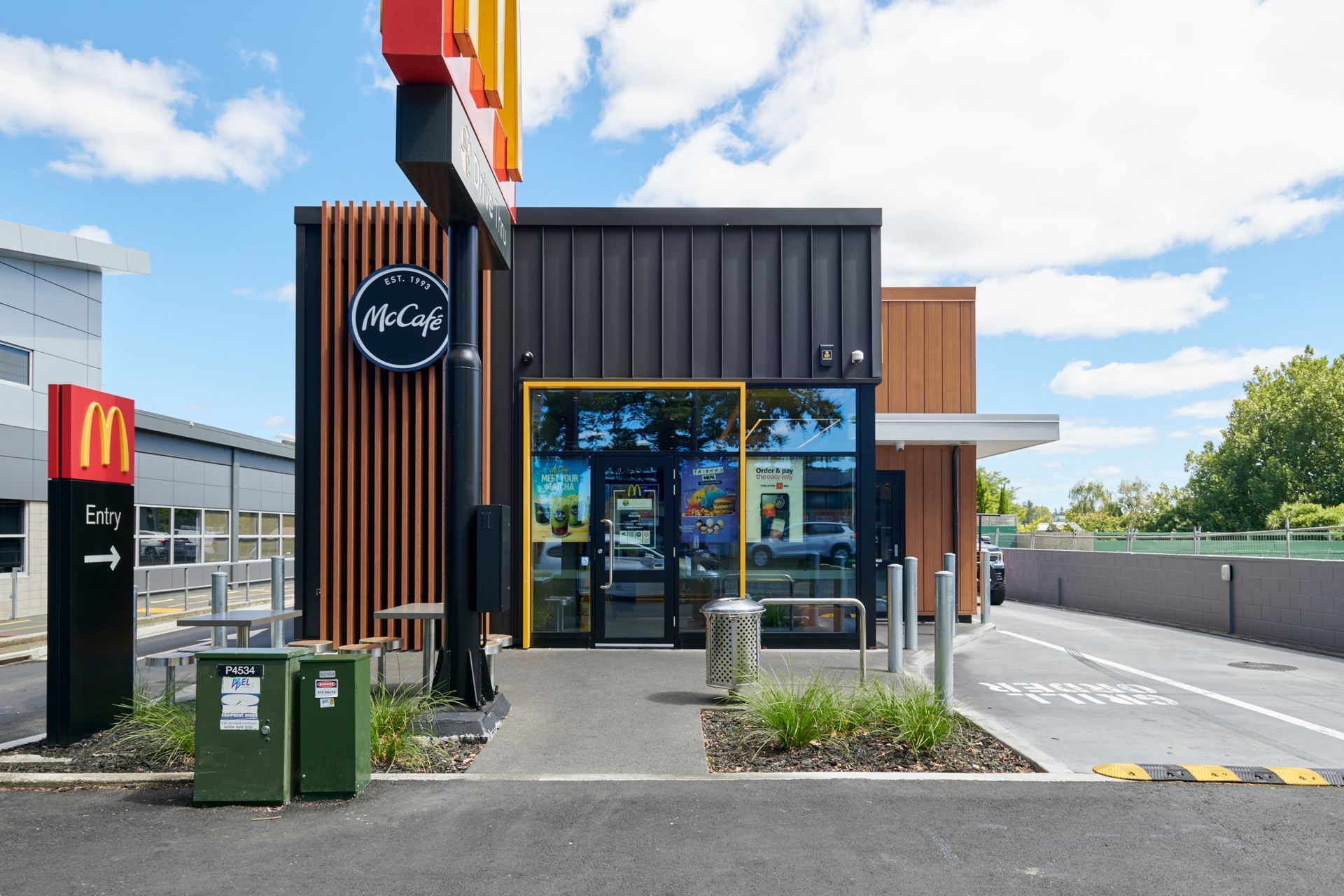 McDonalds-0003-ap-compressed.jpg