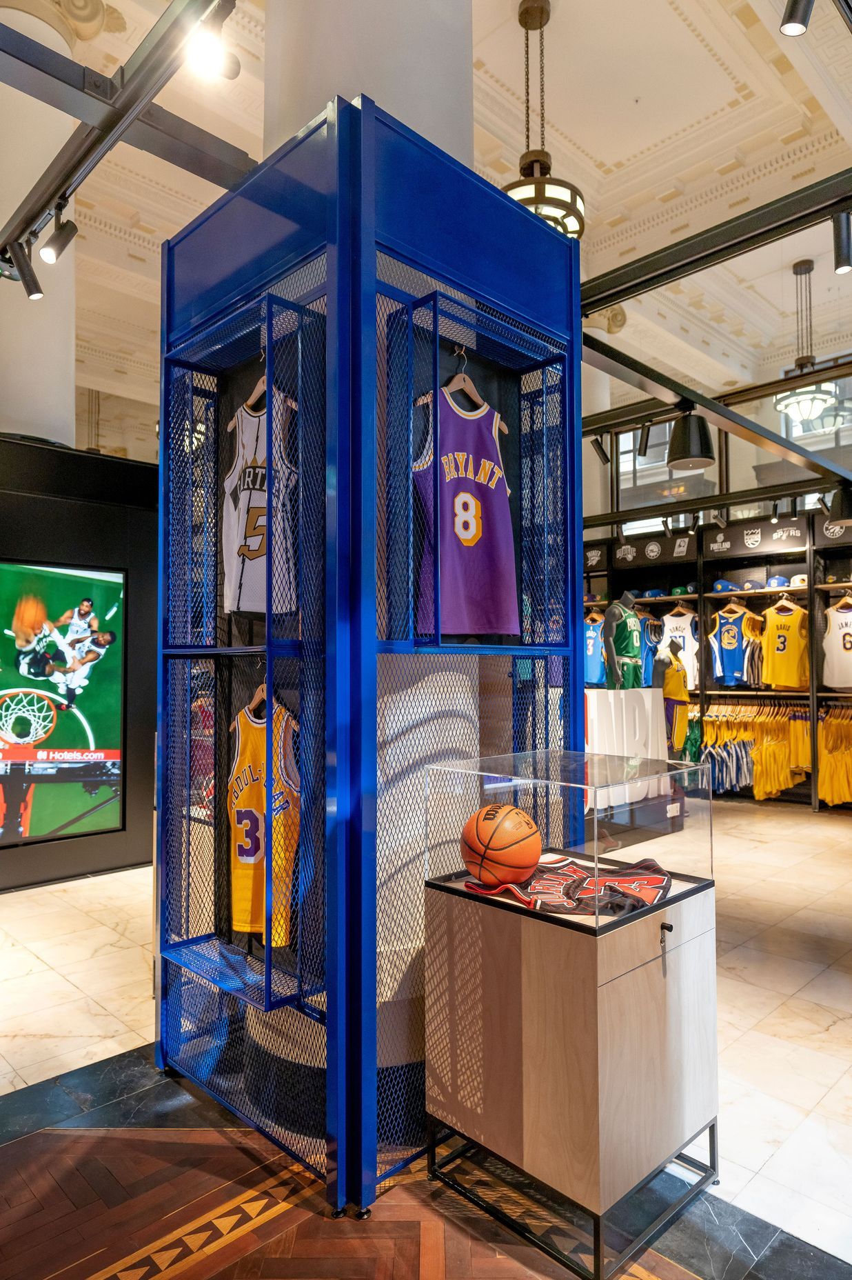 NBAstore-024-print.jpg