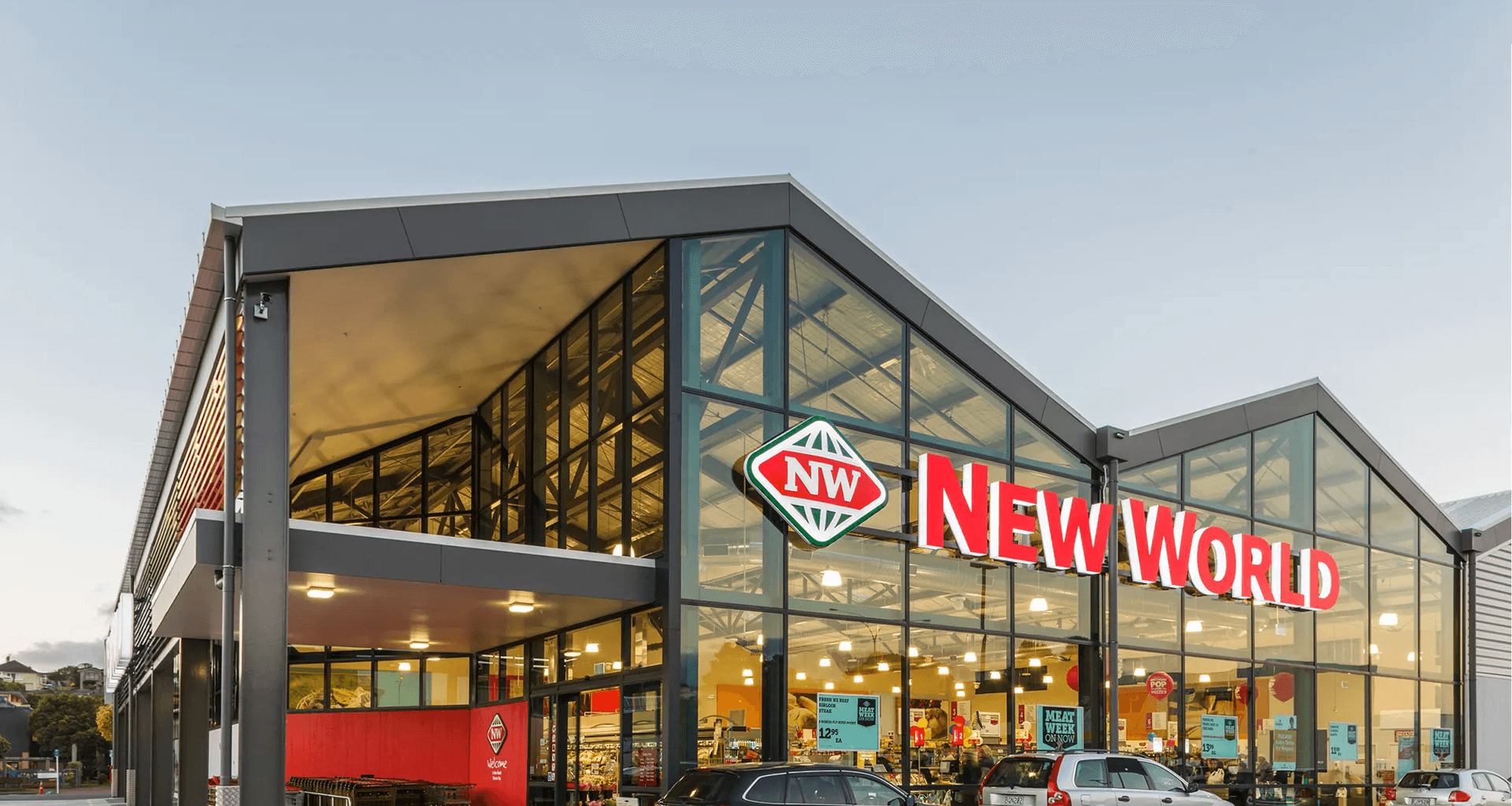 Browns Bay New World banner