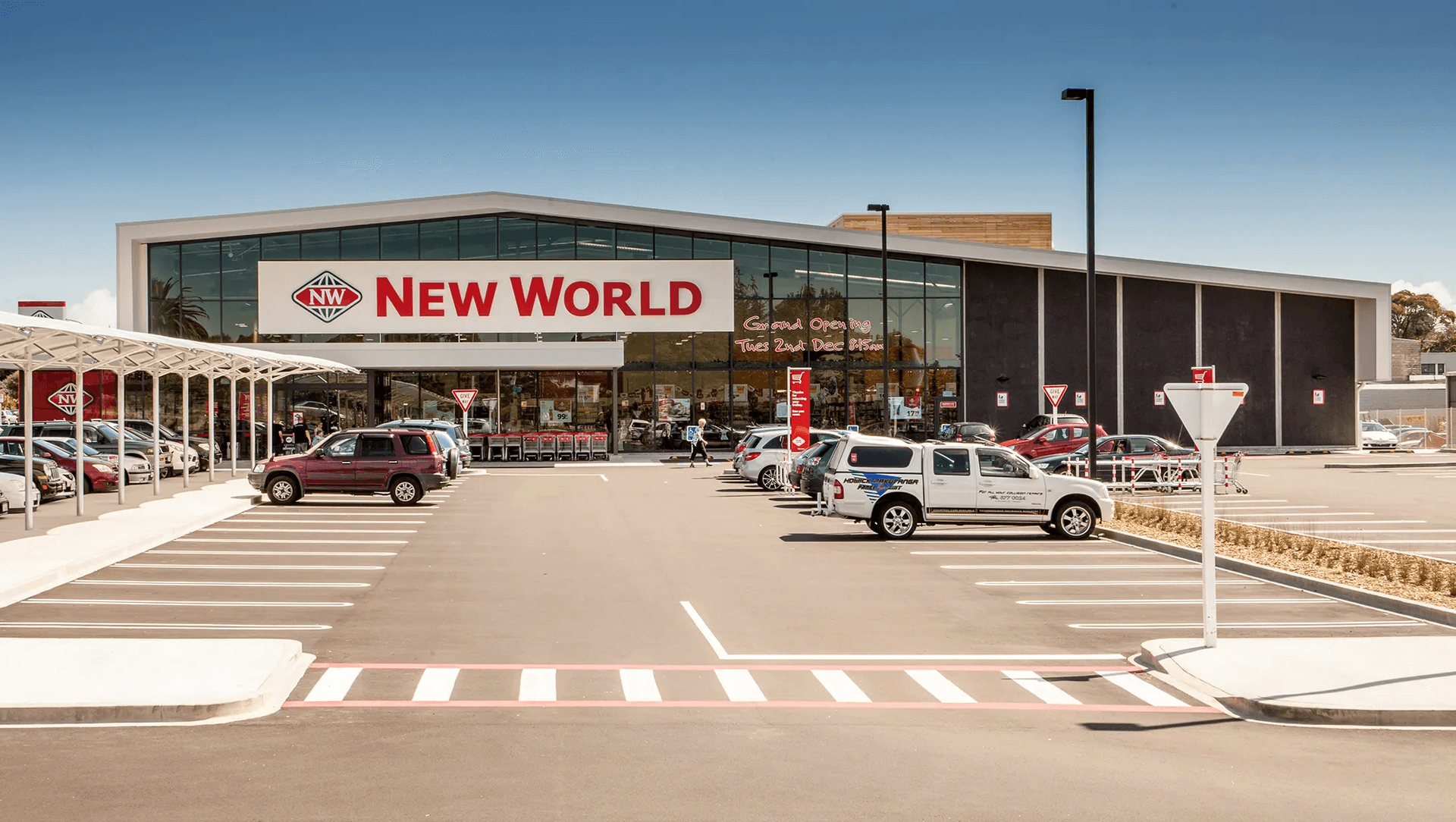 New World Howick banner