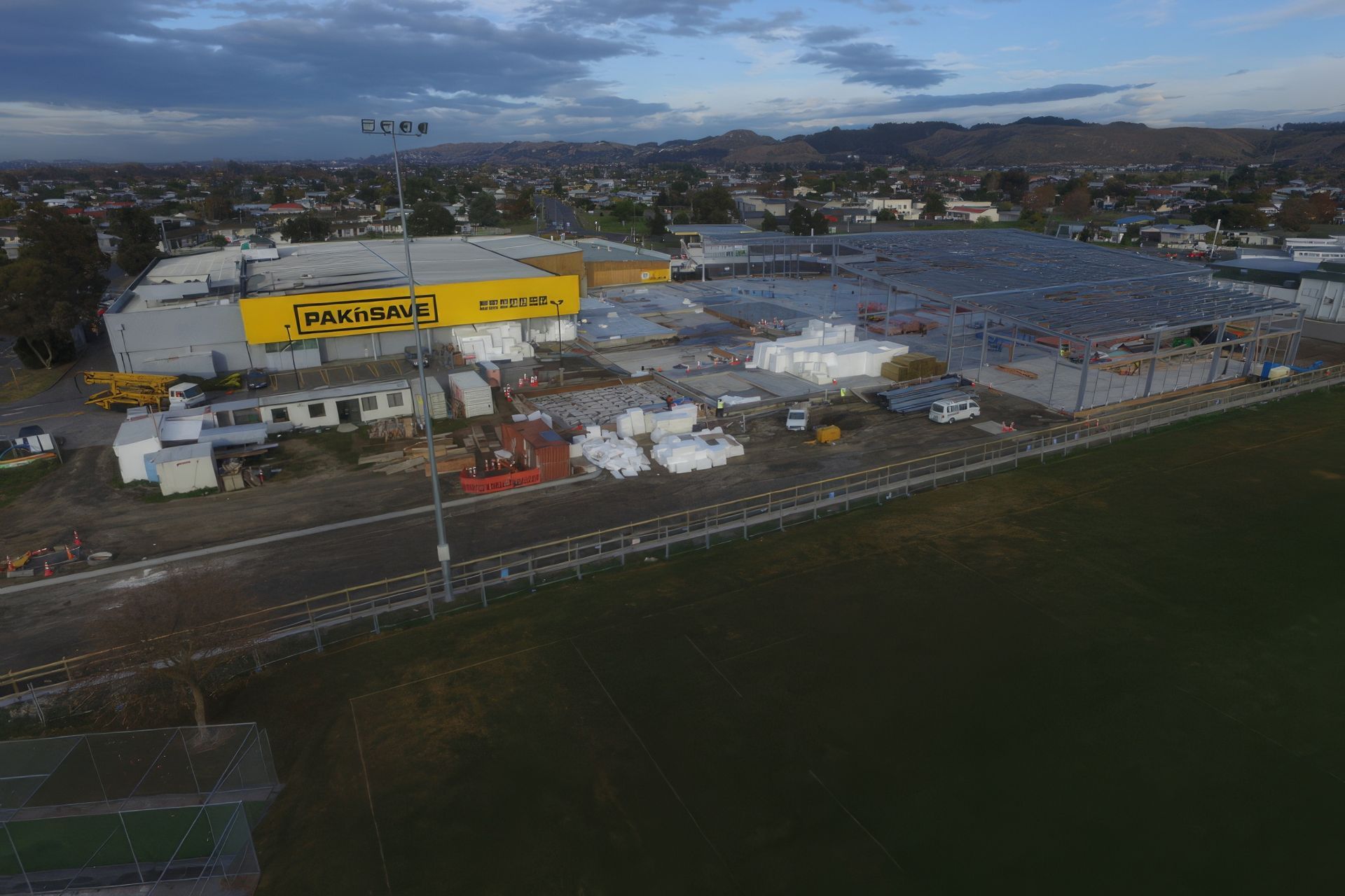 PAKnSAVE2a.jpg